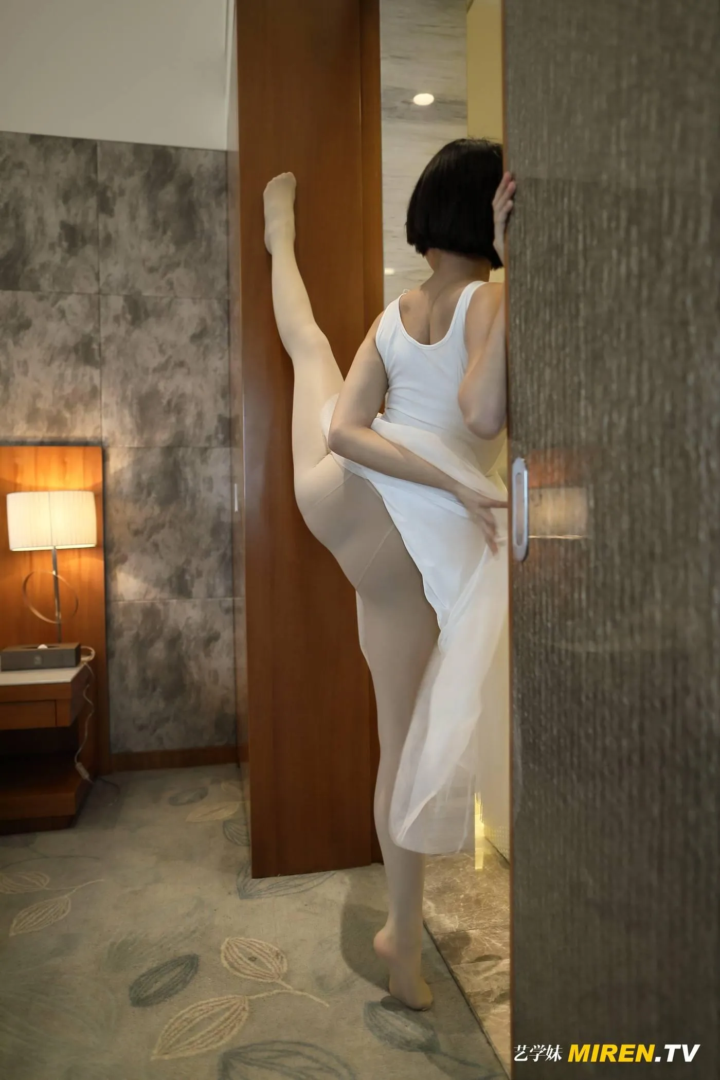 [ROSI艺学妹]2020.03.22 NO.105[100P]插图9