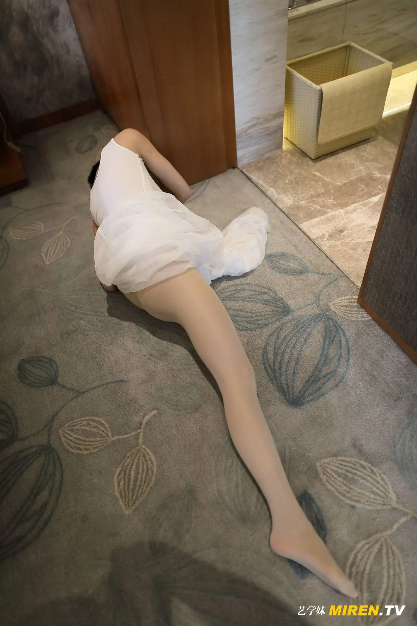 [ROSI艺学妹]2020.03.22 NO.105[100P]插图7