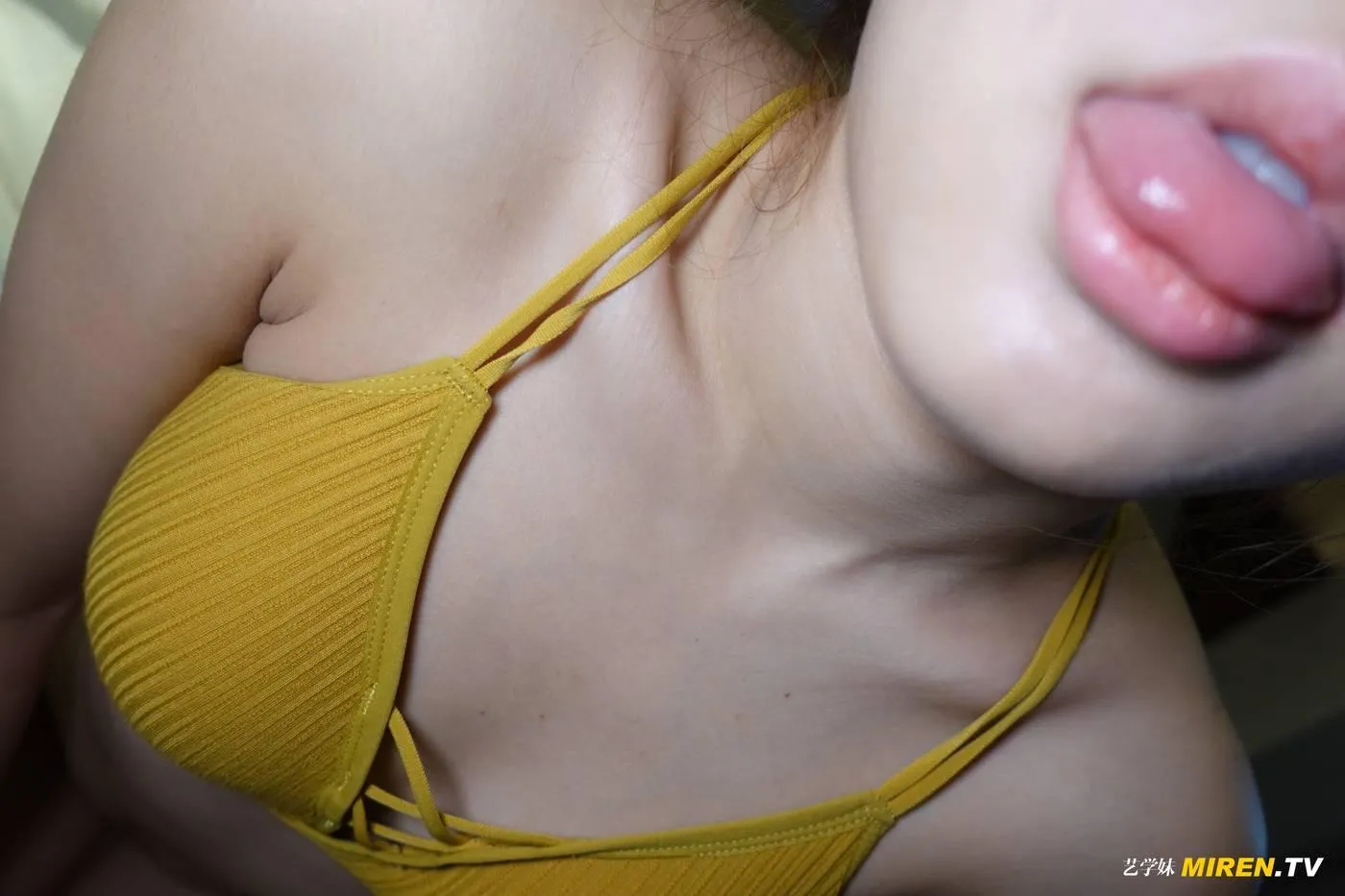[ROSI艺学妹]2020.12.19 NO.208[40P]插图4