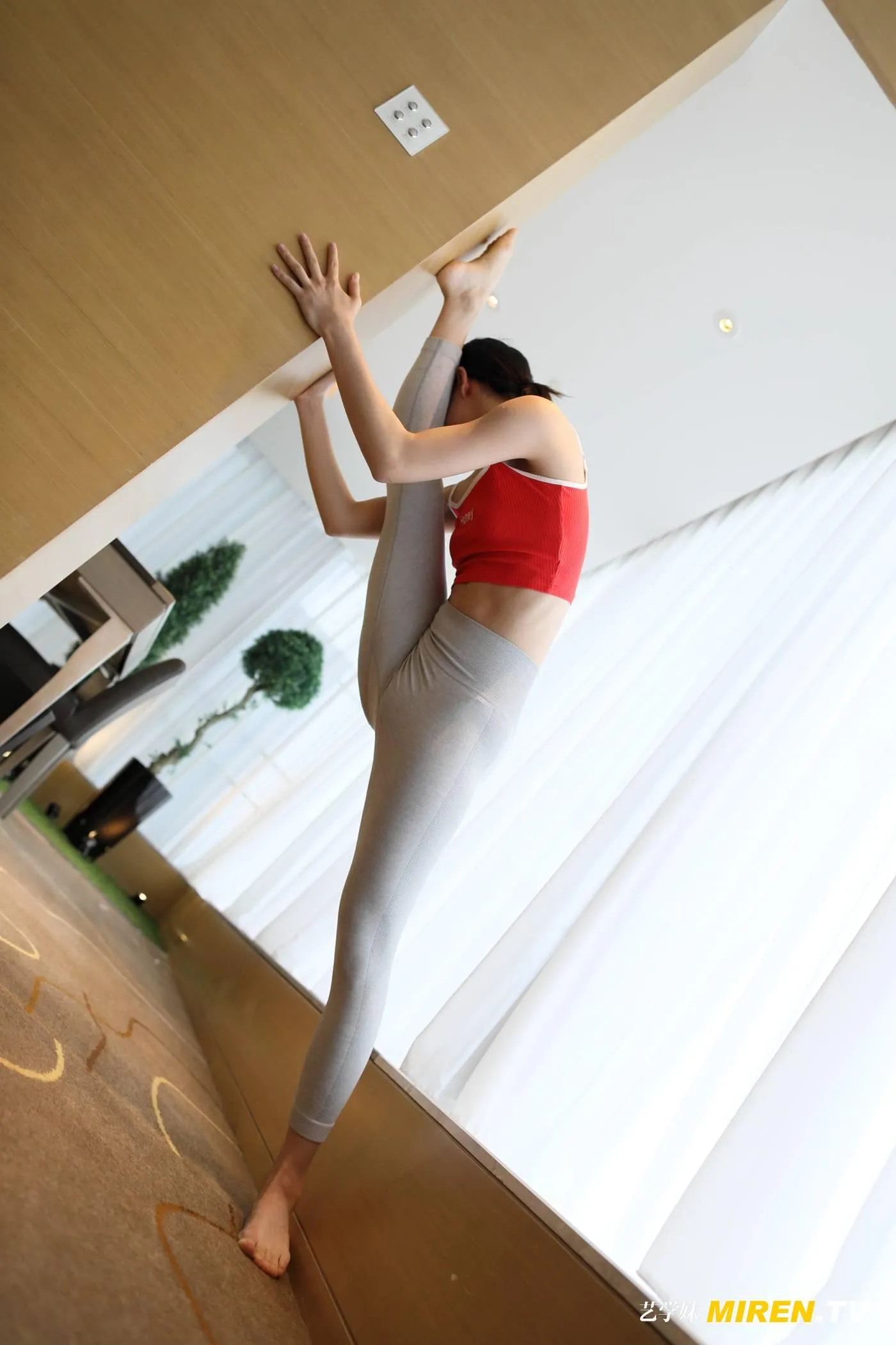 [ROSI写真]艺学妹 2020.02.02 No.065 [54P]插图6