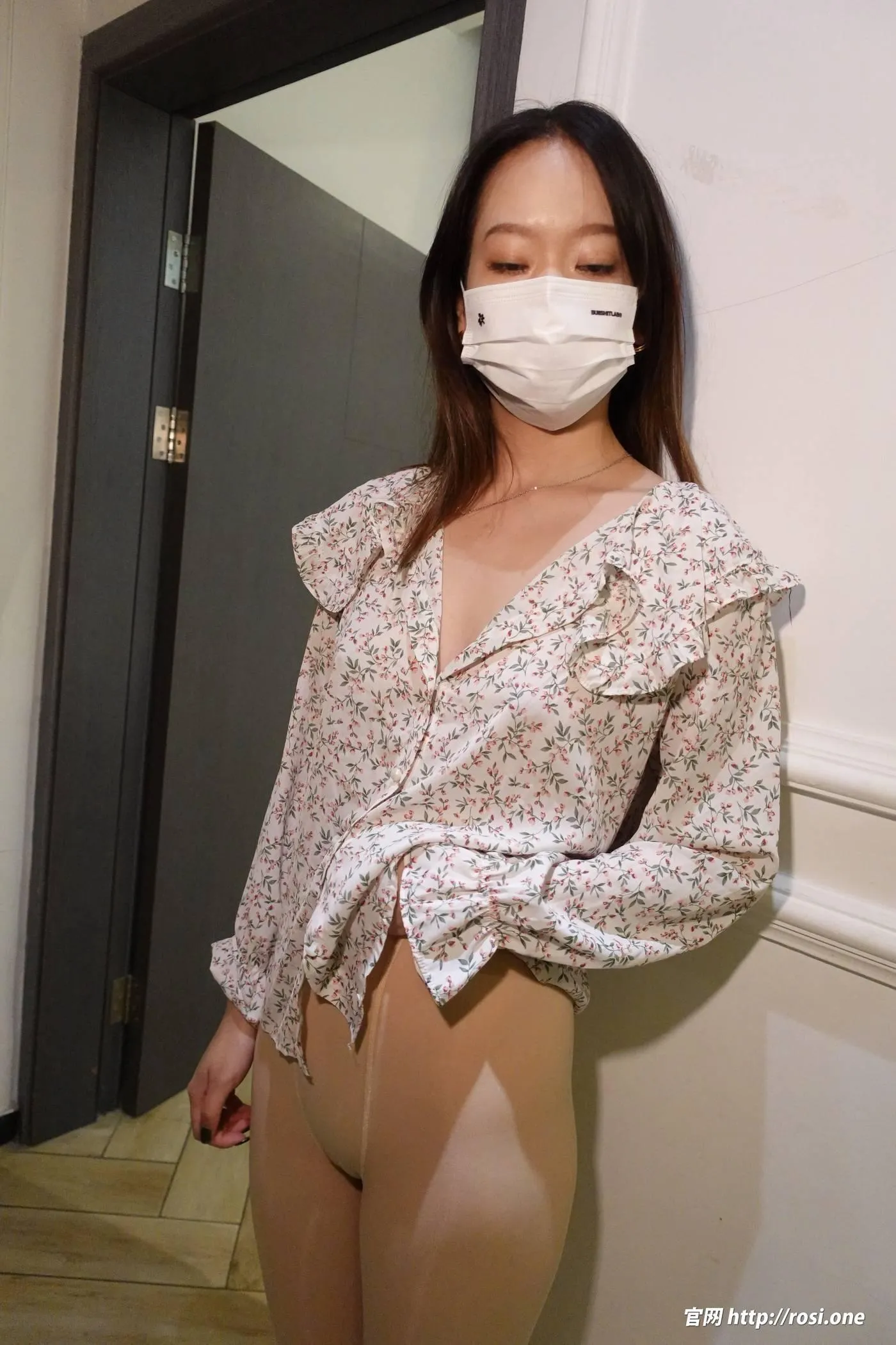 [ROSI口罩系列]2022.05.26 NO.2174[55P]插图1