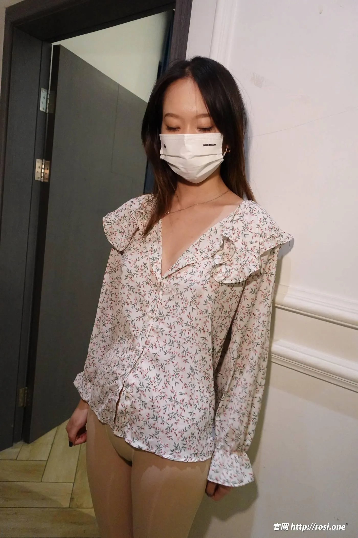 [ROSI口罩系列]2022.05.26 NO.2174[55P]插图2