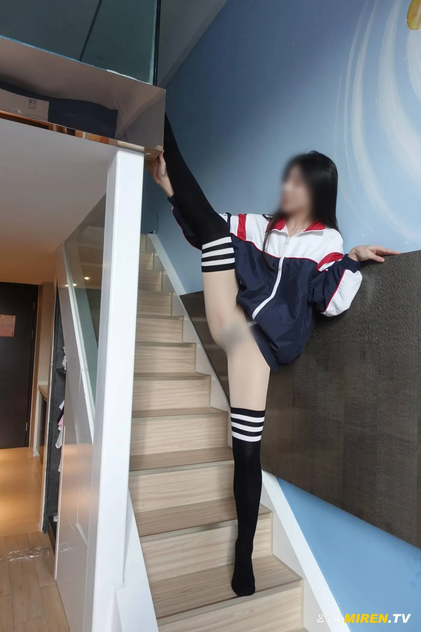 [ROSI艺学妹]2020.12.18 NO.207[51P]插图8