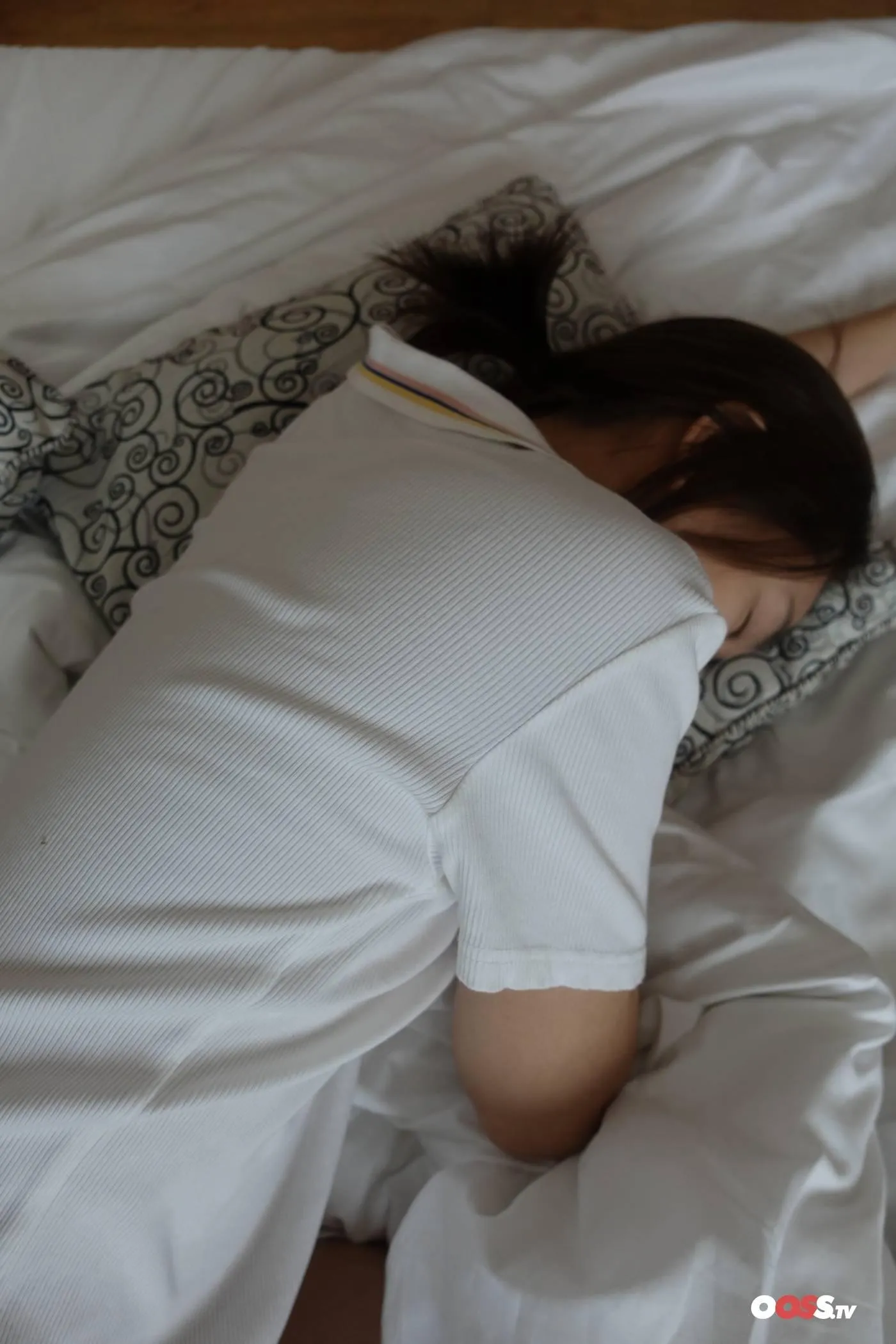 [ROSI写真]2020.12.17 NO.3301[26P]插图2
