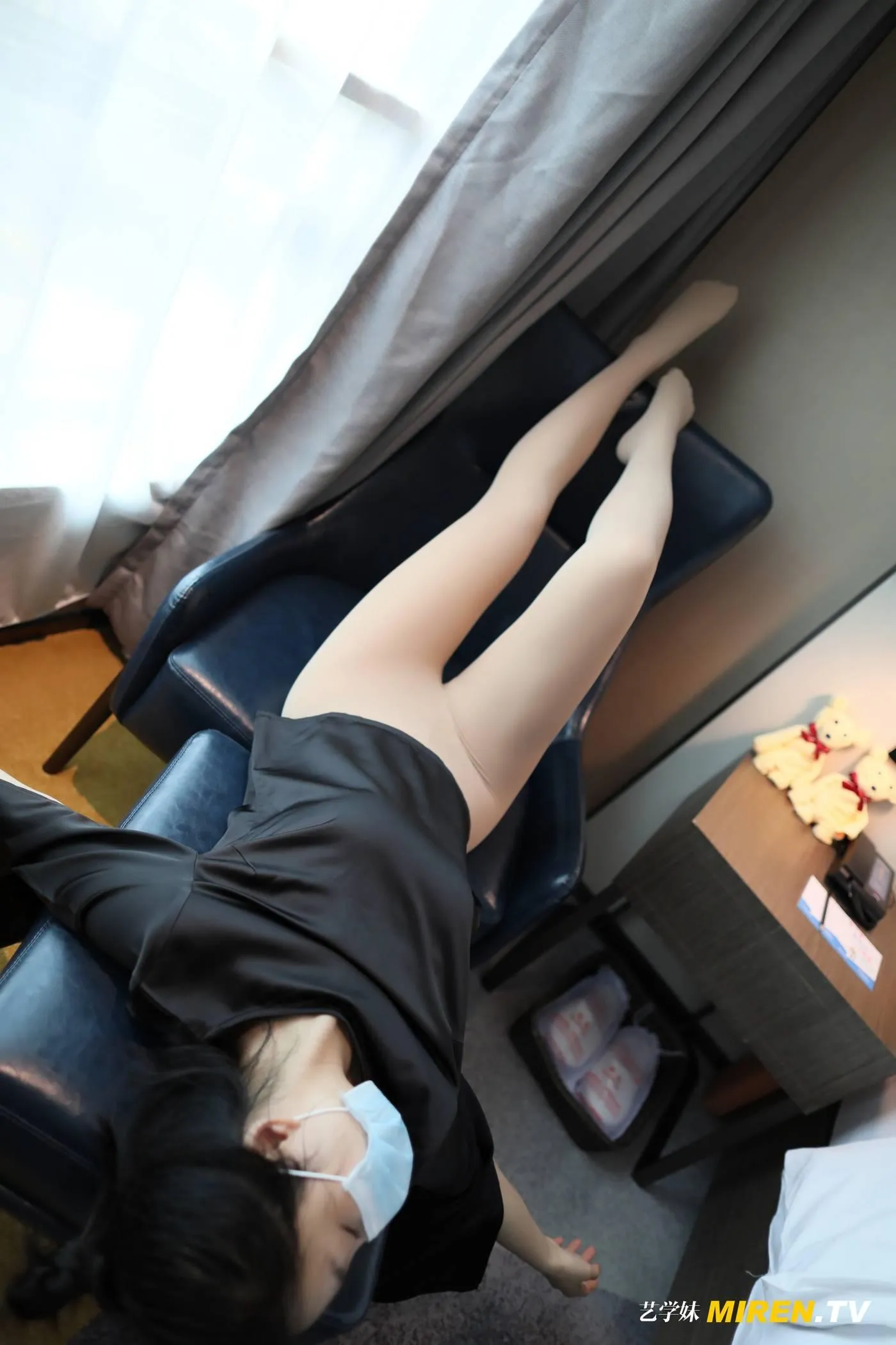 [ROSI艺学妹]2020.06.28 NO.141[74P]插图1