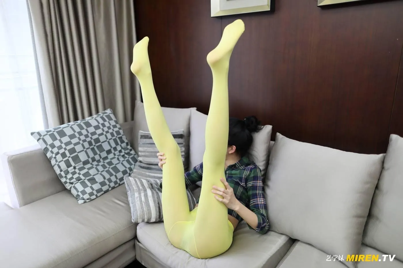 [ROSI艺学妹]2020.03.13 NO.096[43P]插图2