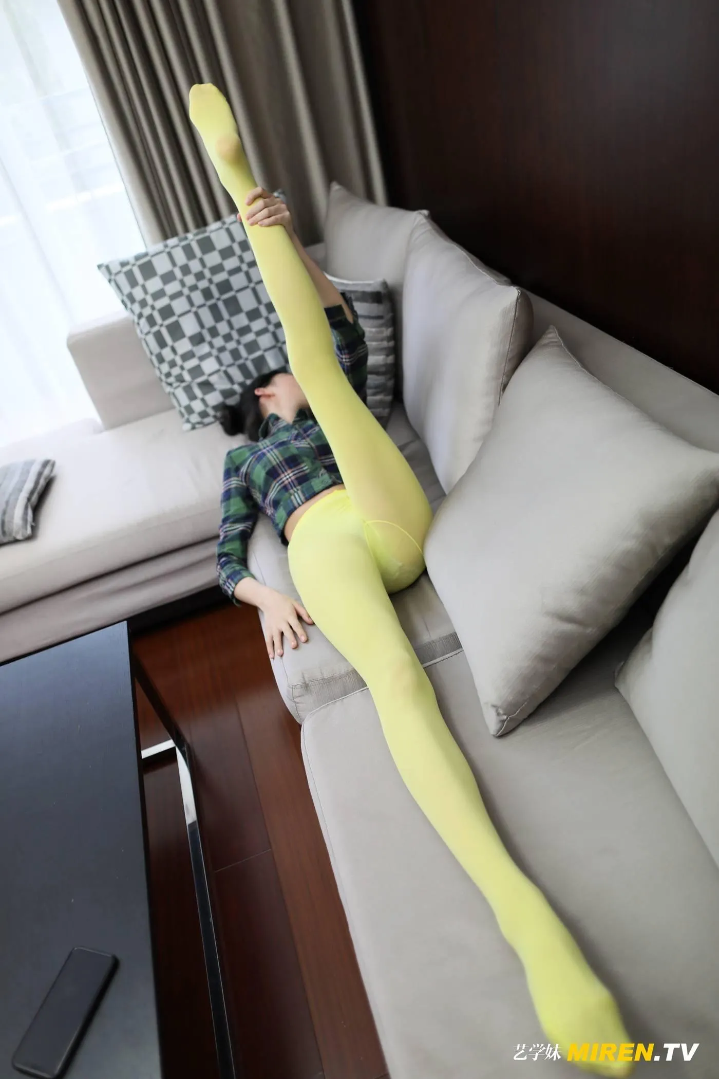 [ROSI艺学妹]2020.03.13 NO.096[43P]插图2