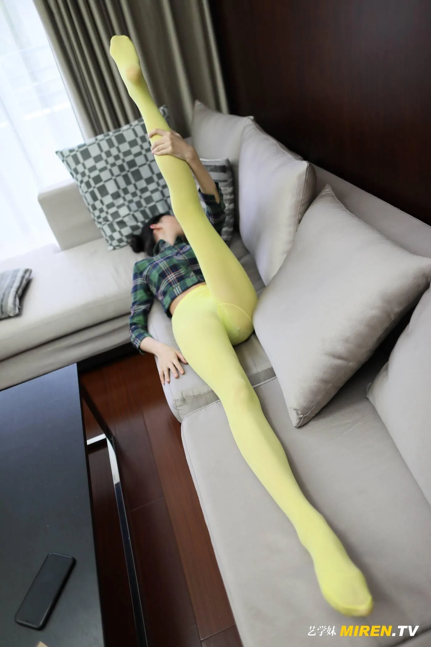 [ROSI艺学妹]2020.03.13 NO.096[43P]插图3