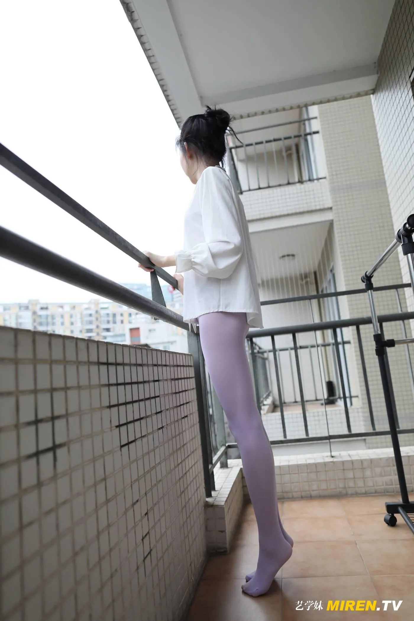 [ROSI艺学妹]2020.04.21 NO.114[70P]插图1