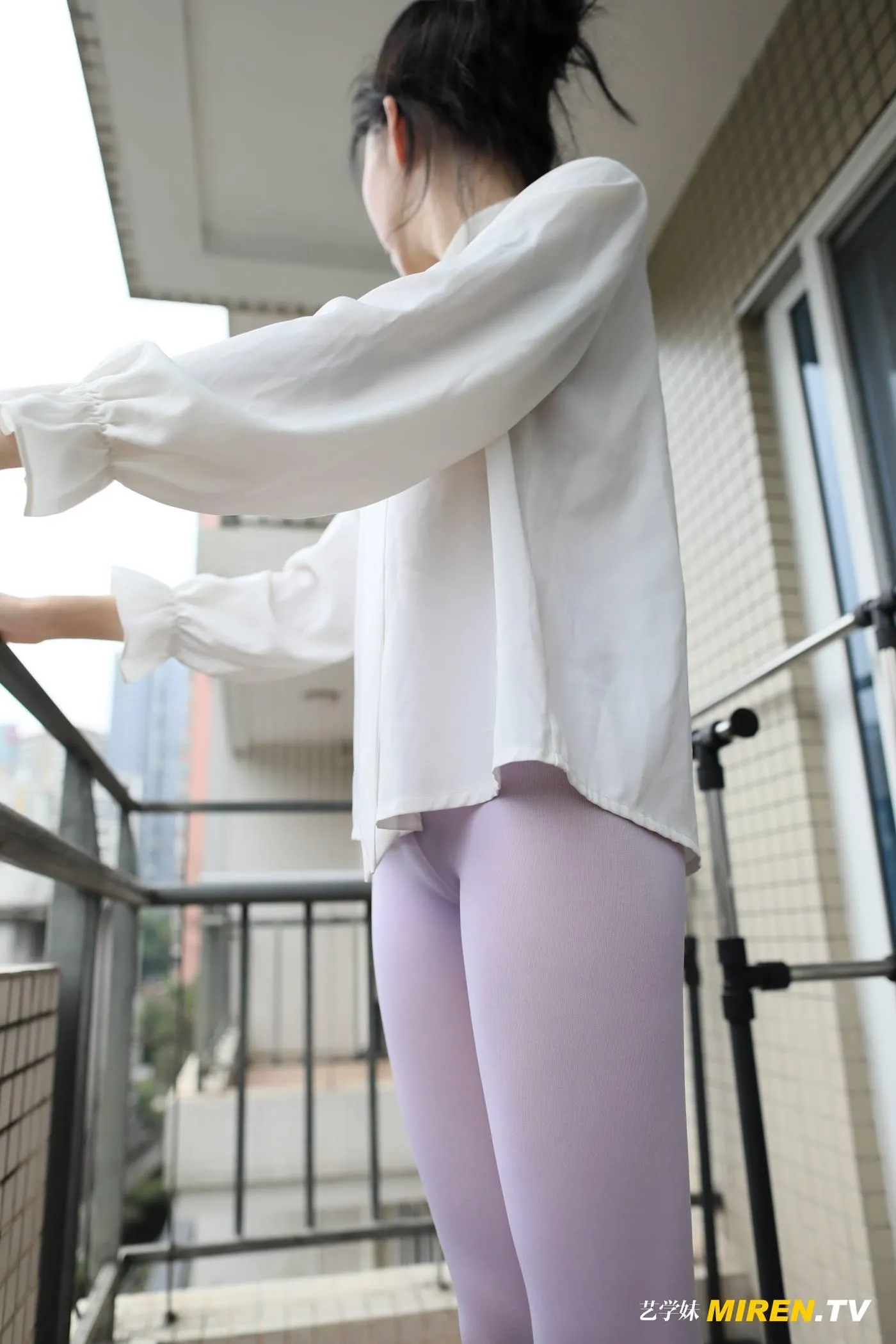 [ROSI艺学妹]2020.04.21 NO.114[70P]插图3