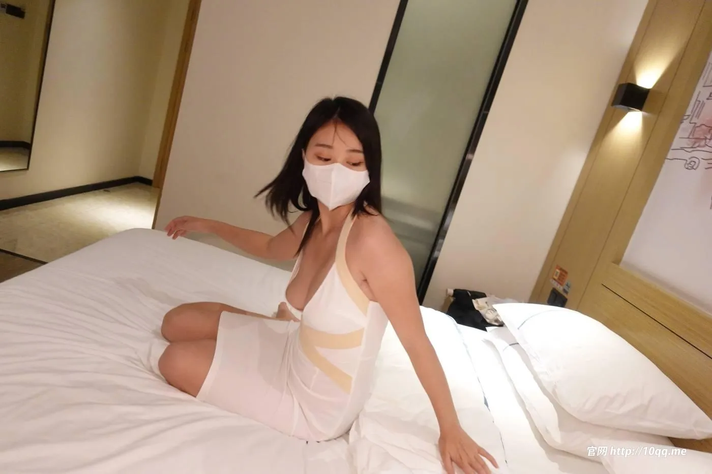 [ROSI口罩系列]2023.01.19 NO.2412[59P]插图1