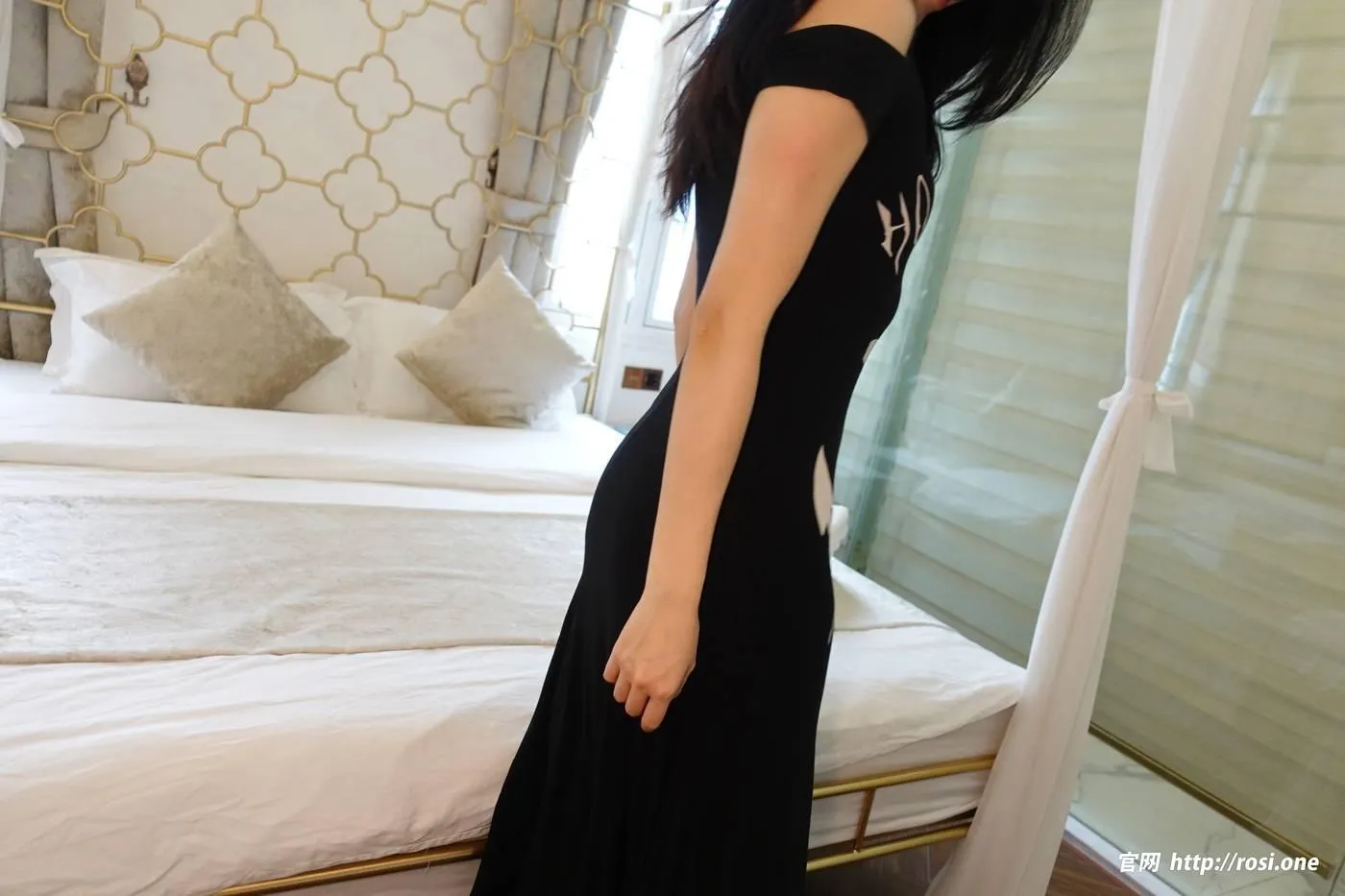 [ROSI写真]2022.09.16 NO.3938[134P]插图1