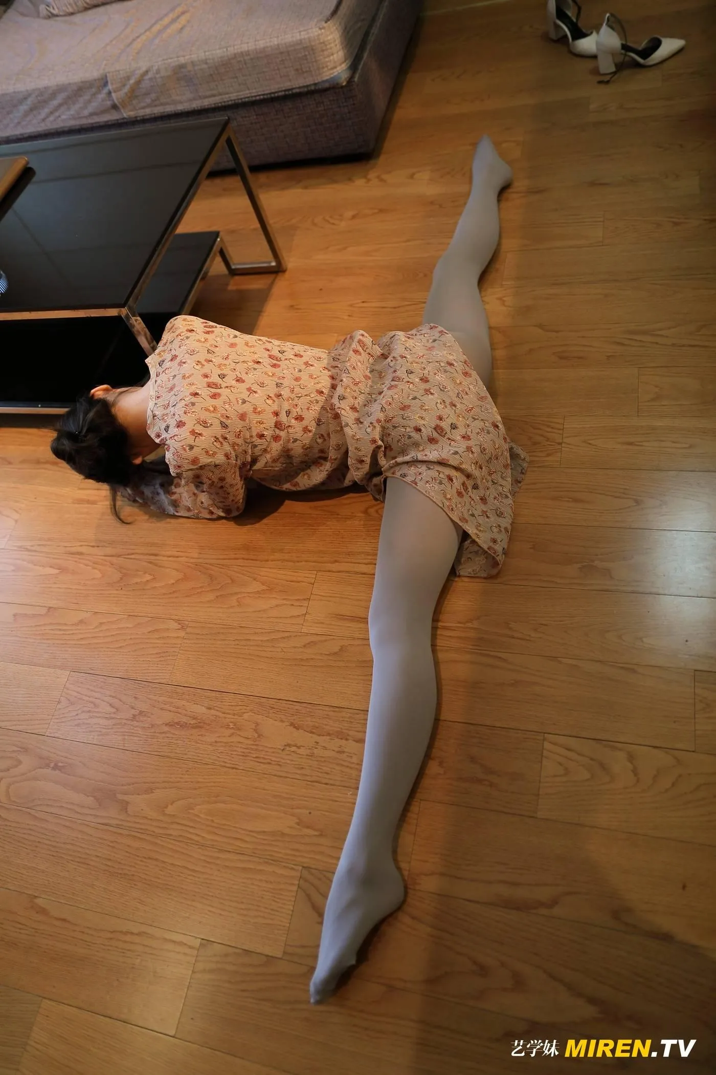 [ROSI写真]艺学妹 2020.02.07 No.070 [63P]插图1
