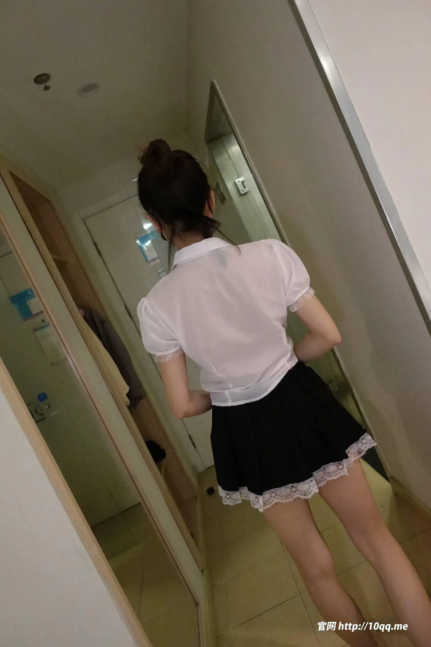 [ROSI口罩系列]2023.02.10 NO.2434[77P]插图1