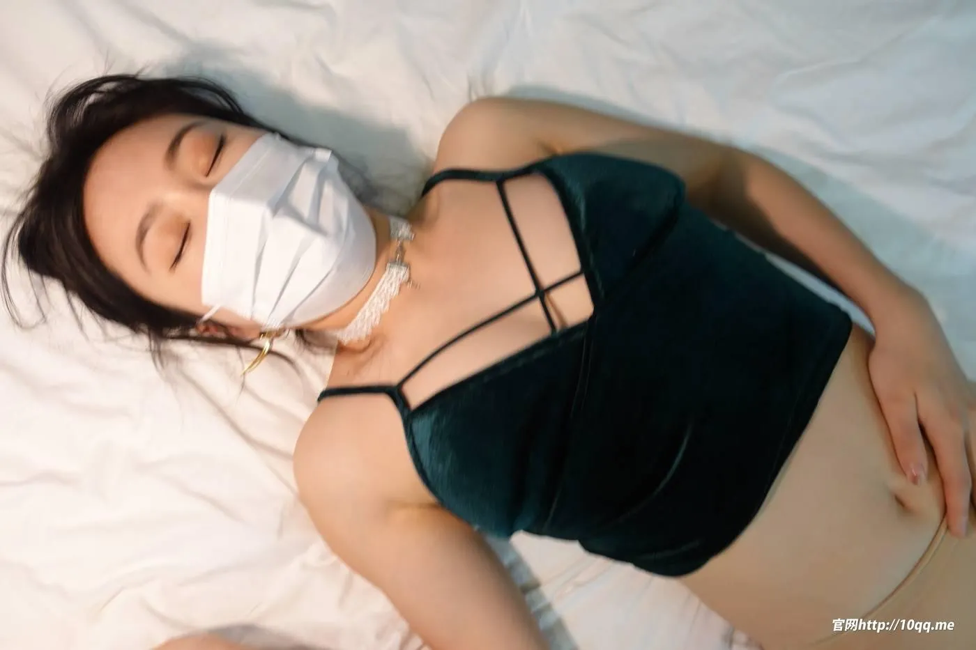 [ROSI口罩系列]2022.04.20 NO.2138[86P]插图1