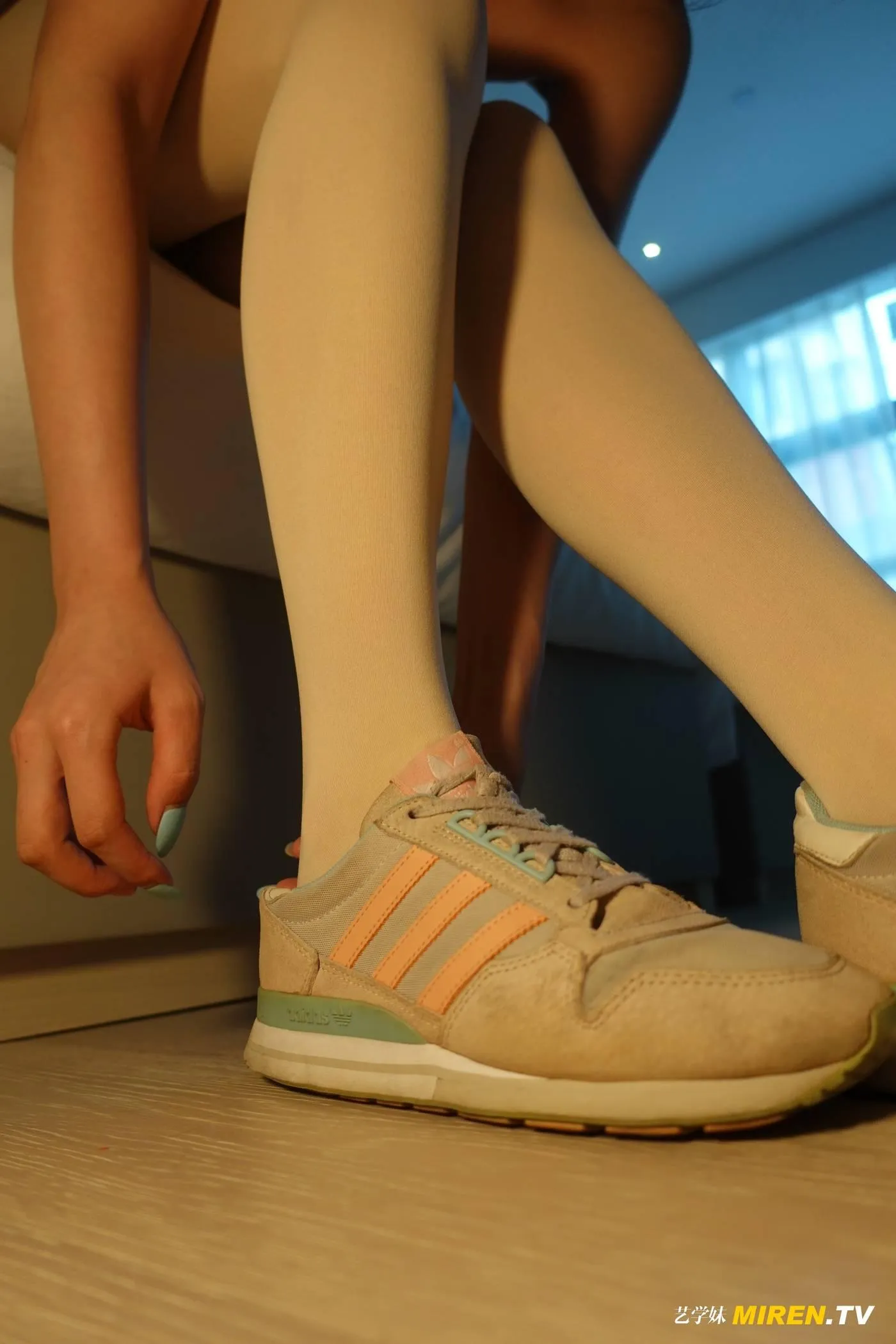 [ROSI艺学妹]2020.07.15 NO.150[77P]插图1