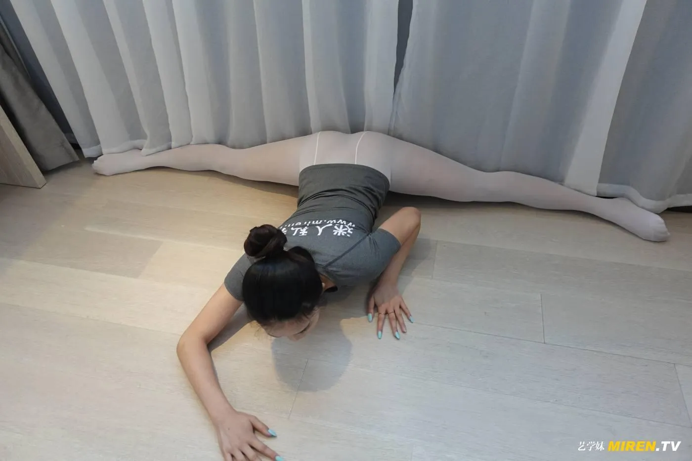 [ROSI艺学妹]2020.08.15 NO.172[28P]插图3