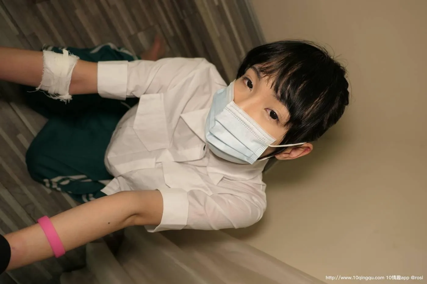 [ROSI写真] 口罩系列 2020.06.13 NO.1462 [46P]插图1