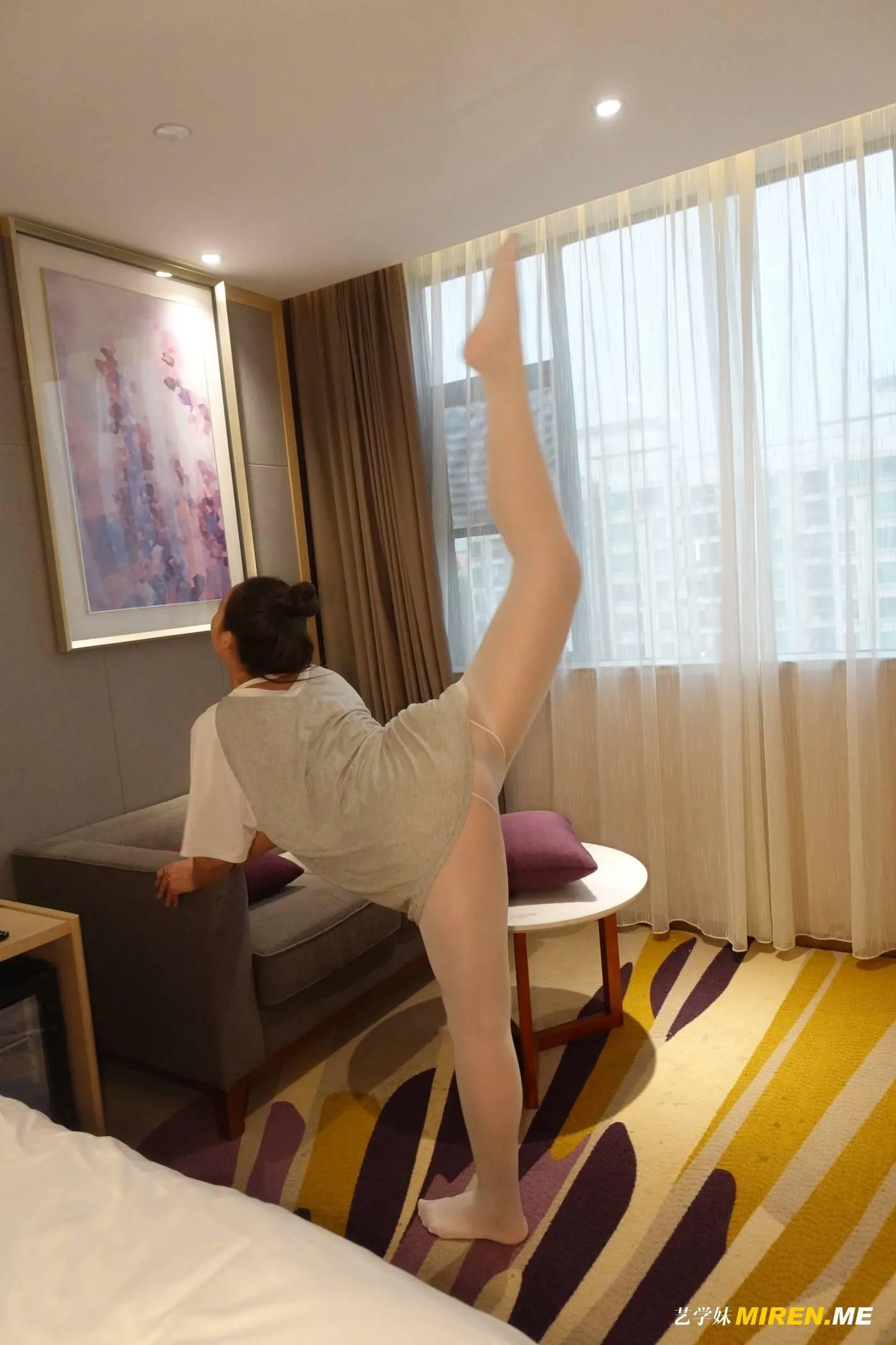 [ROSI艺学妹]2021.10.27 NO.240[29P]插图