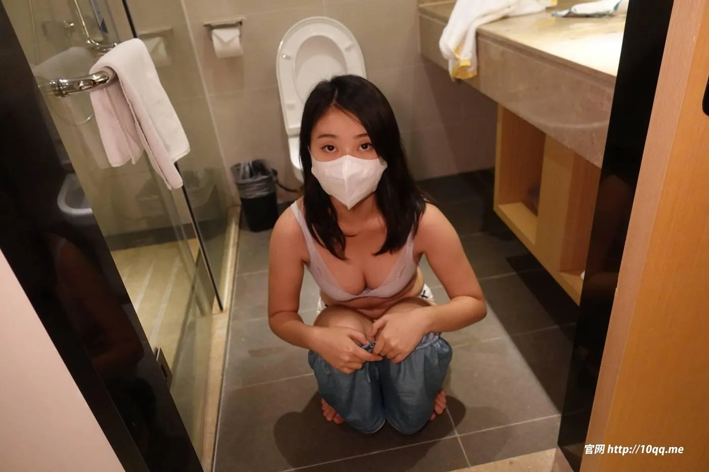 [ROSI口罩系列]2022.12.19 NO.2381[30P]插图5