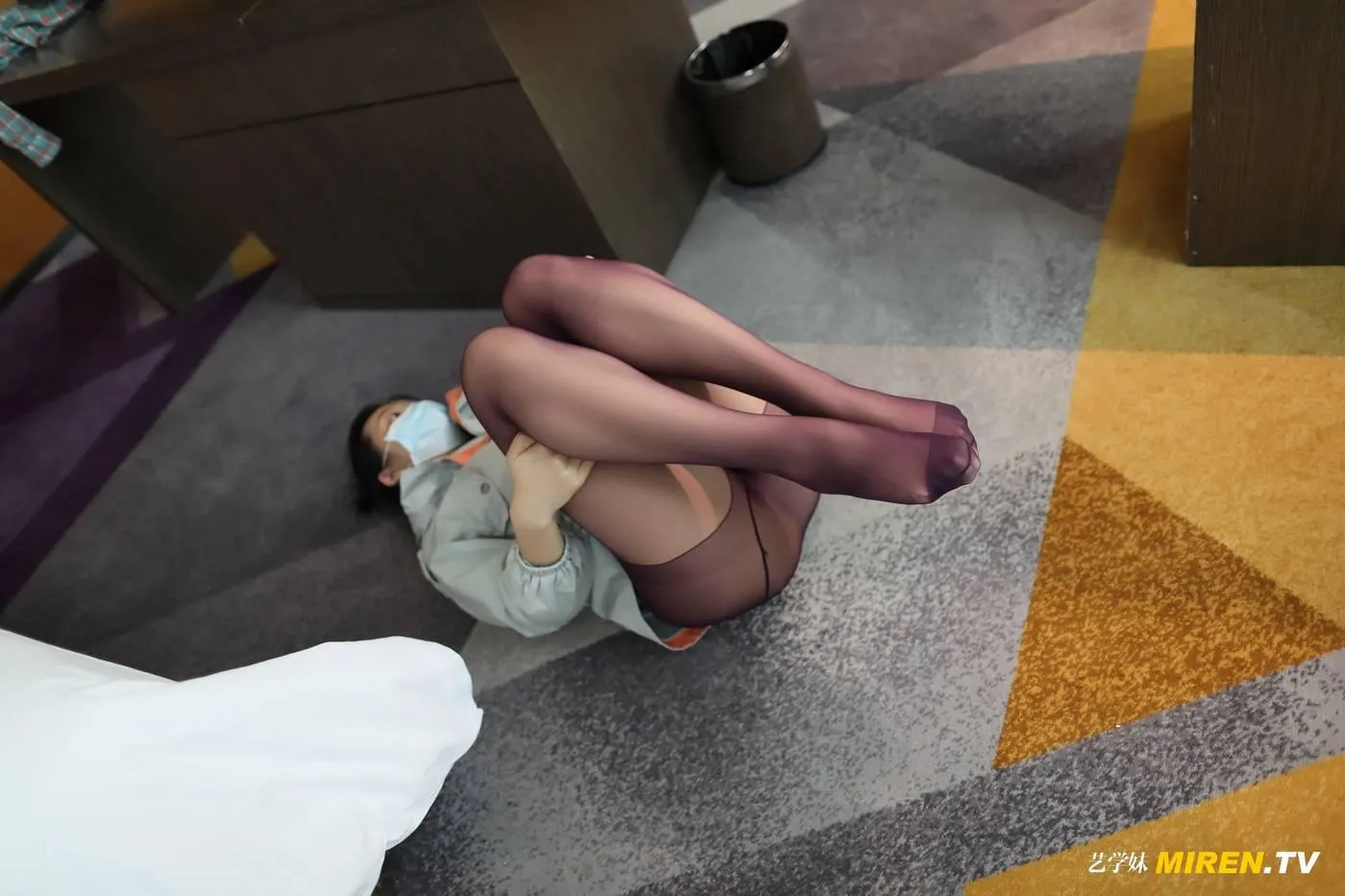 [ROSI艺学妹]2020.11.26 NO.198[91P]插图1