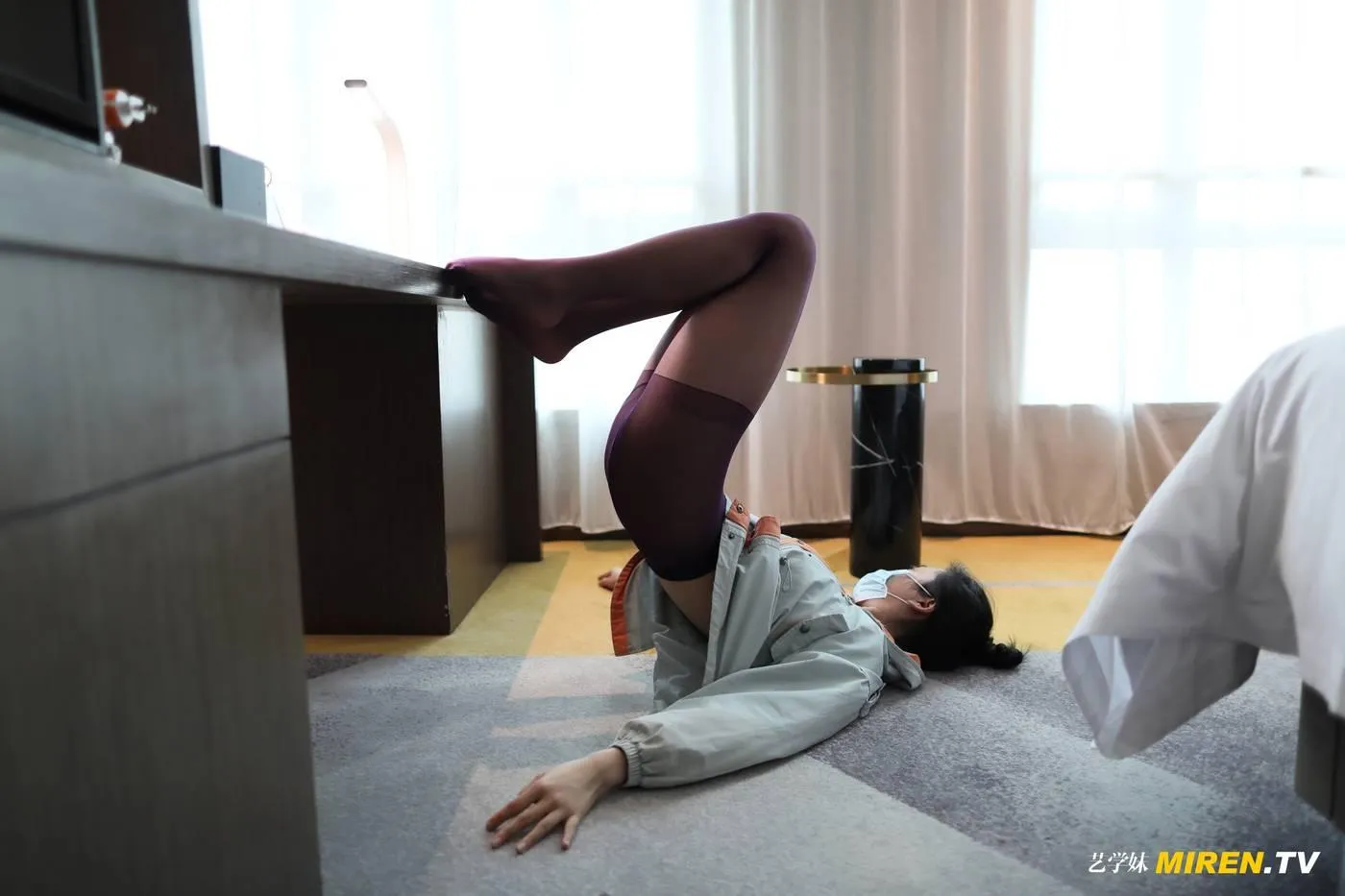 [ROSI艺学妹]2020.11.26 NO.198[91P]插图