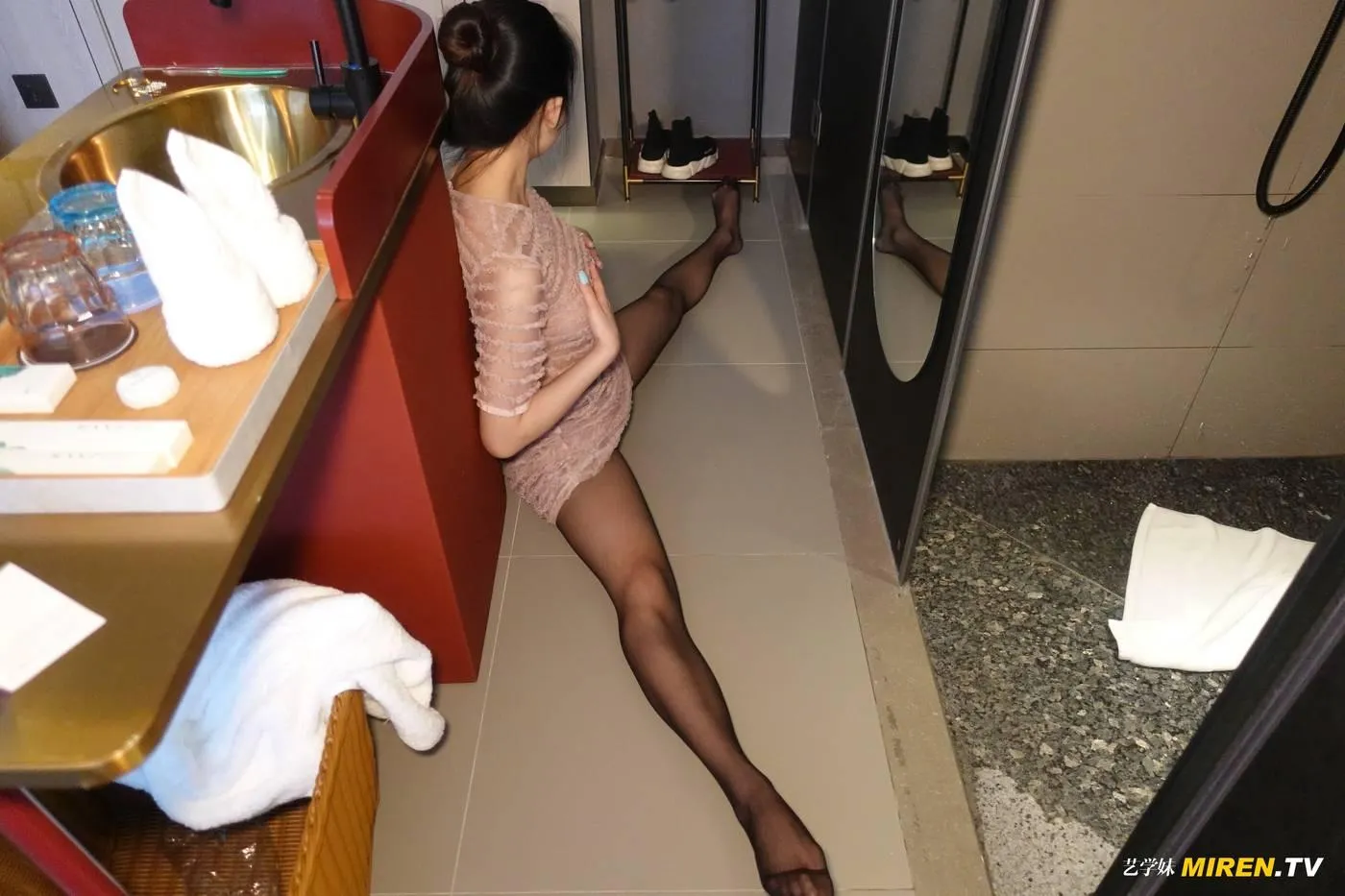 [ROSI艺学妹]2020.07.26 NO.159[73P]插图4