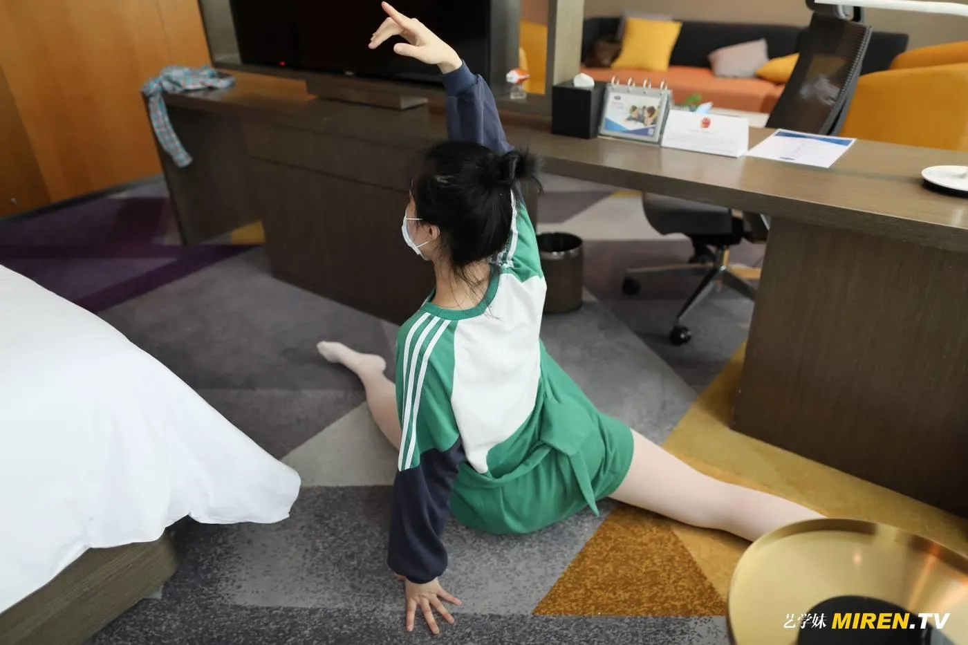 [ROSI艺学妹]2020.05.01 NO.123[73P]插图2