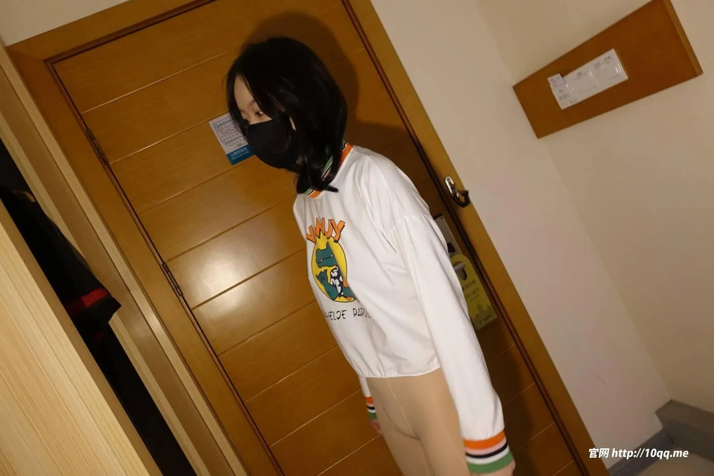 [ROSI口罩系列]2022.12.10 NO.2372[64P]插图3
