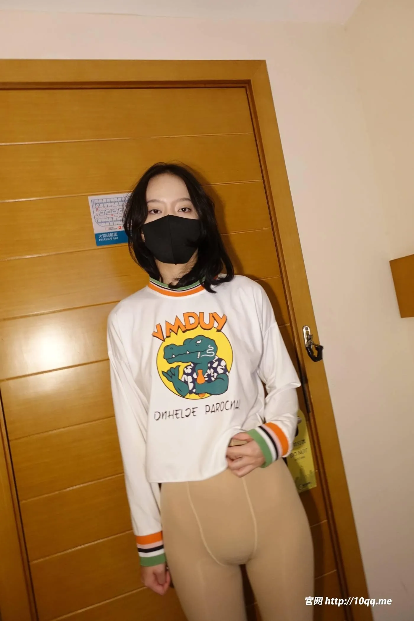 [ROSI口罩系列]2022.12.10 NO.2372[64P]插图3