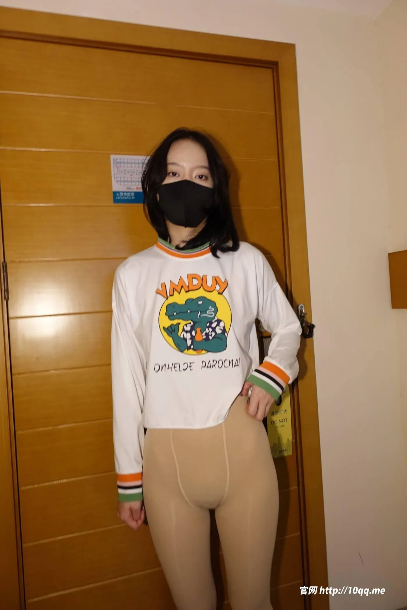 [ROSI口罩系列]2022.12.10 NO.2372[64P]插图4