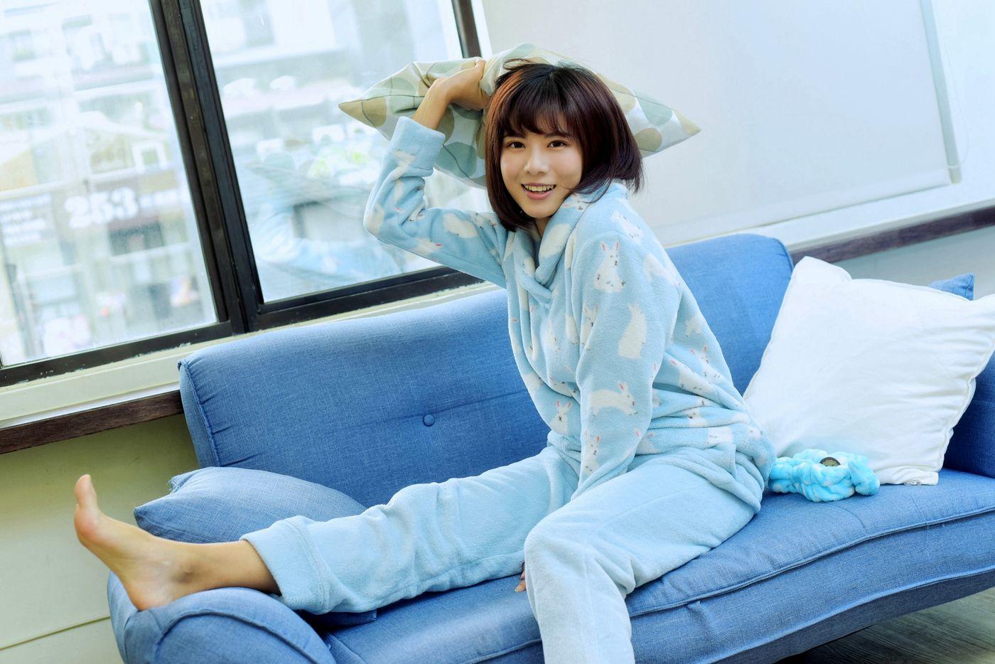 制服の女生 NO.005 方唯真 OL黑丝[29P]插图7