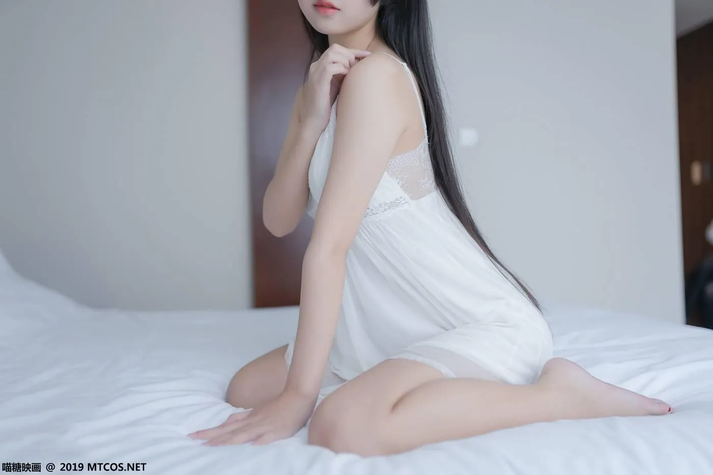 [喵糖映画] VOL.069 萌芽儿o0 白纱裙[44P]插图9