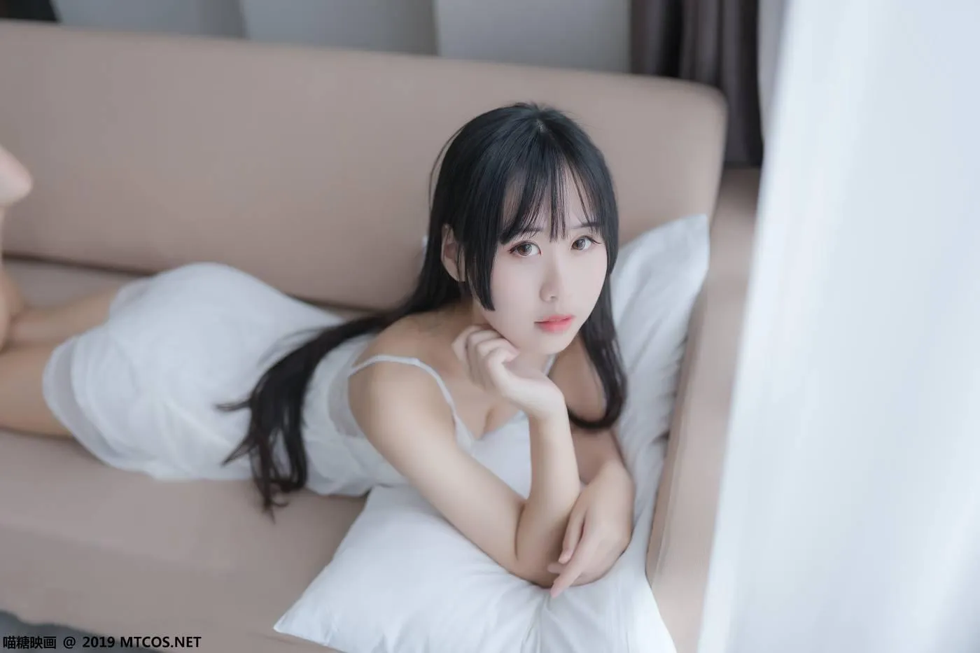[喵糖映画] VOL.069 萌芽儿o0 白纱裙[44P]插图2