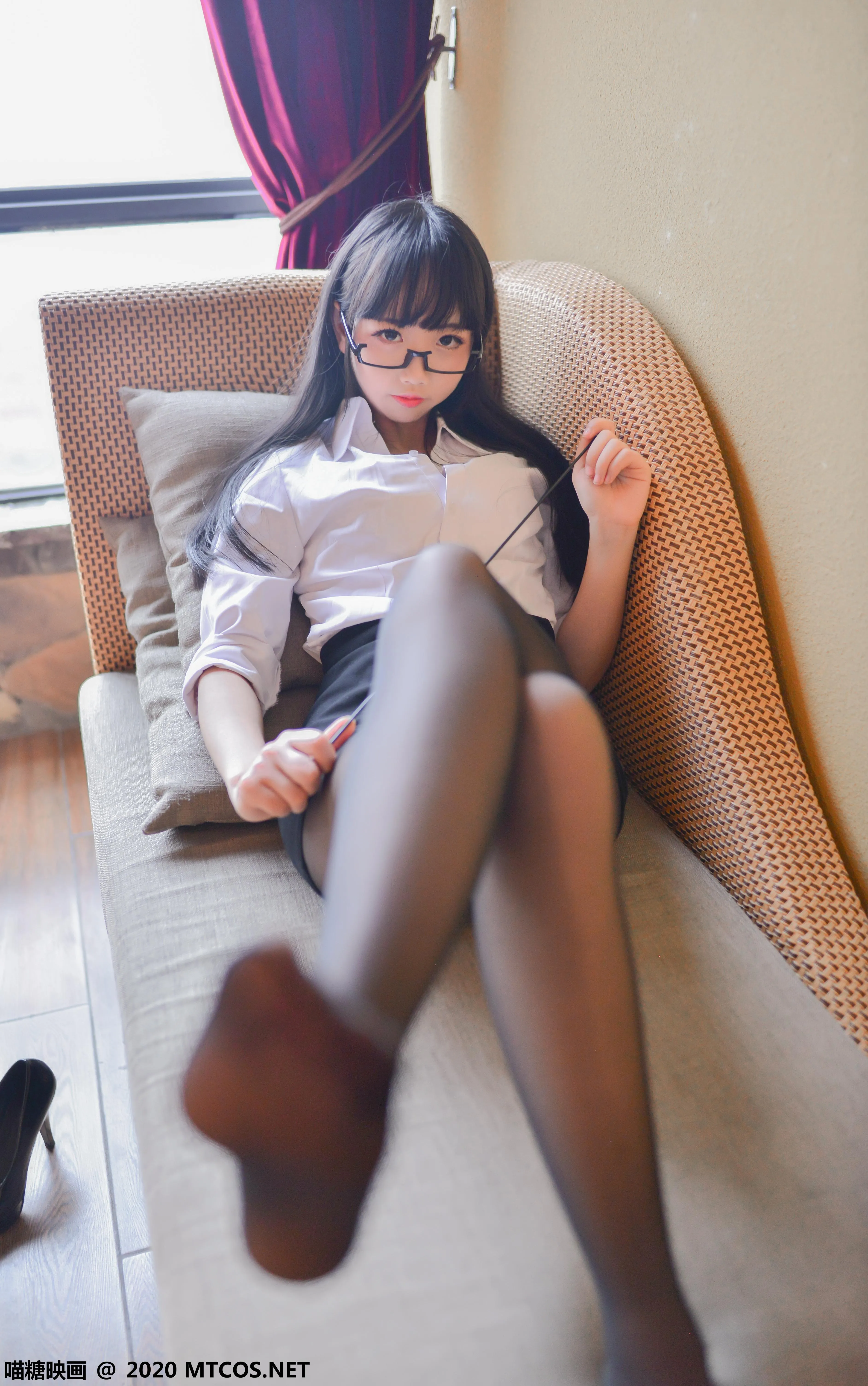 [喵糖映画] VOL.270 OL制服[20P]插图1