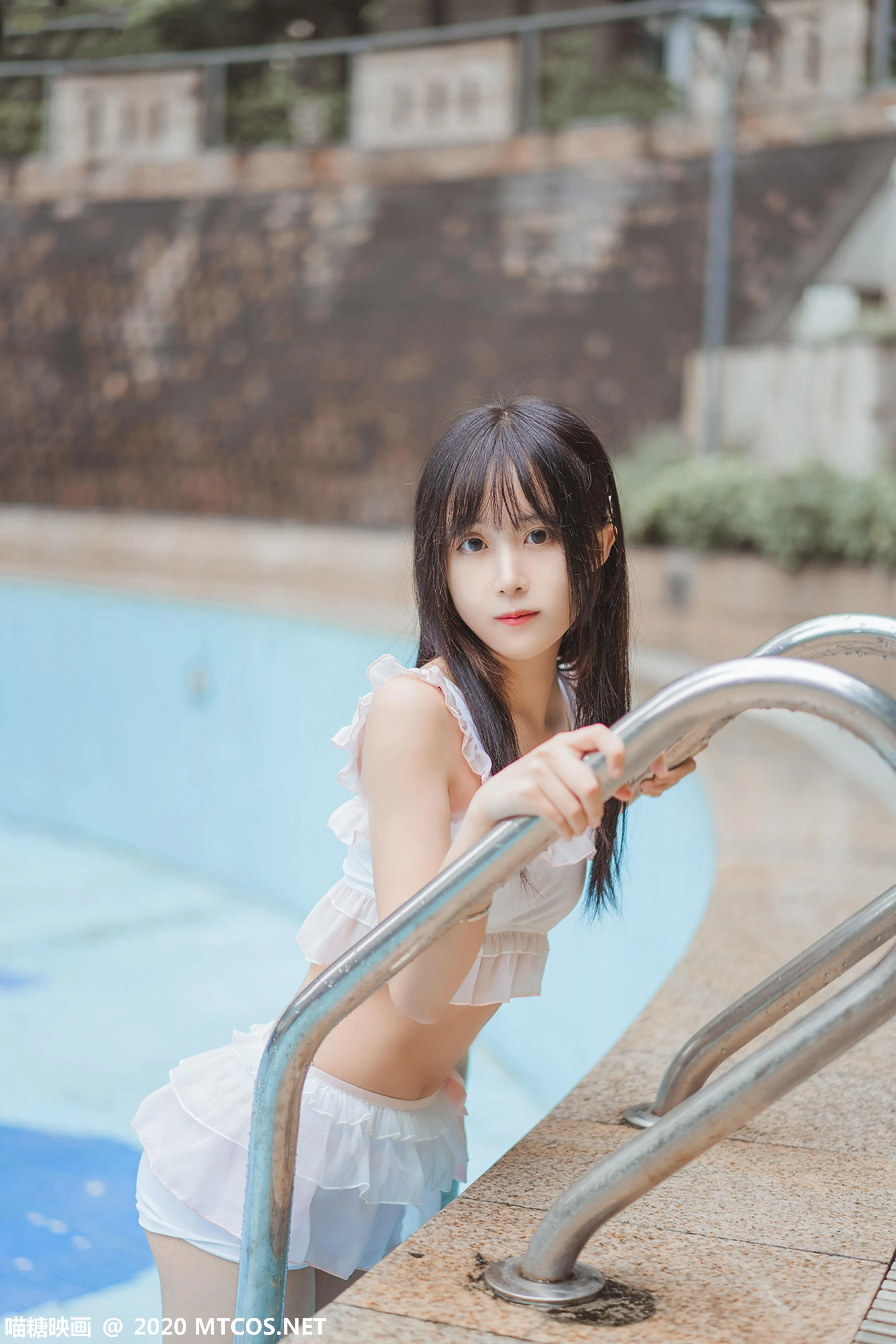 [喵糖映画] VOL.312 泳池萌妹[35P]插图6