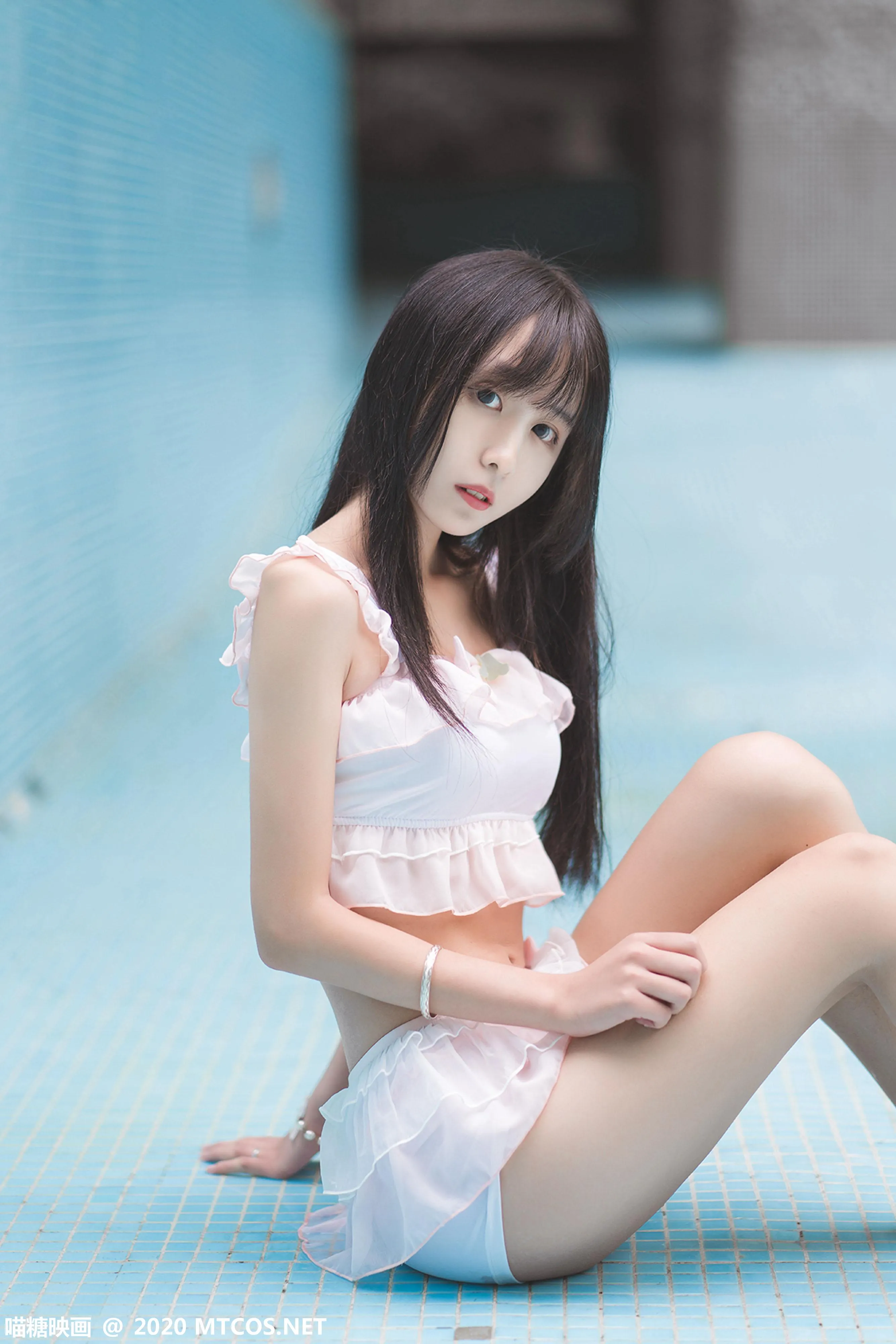 [喵糖映画] VOL.312 泳池萌妹[35P]插图9