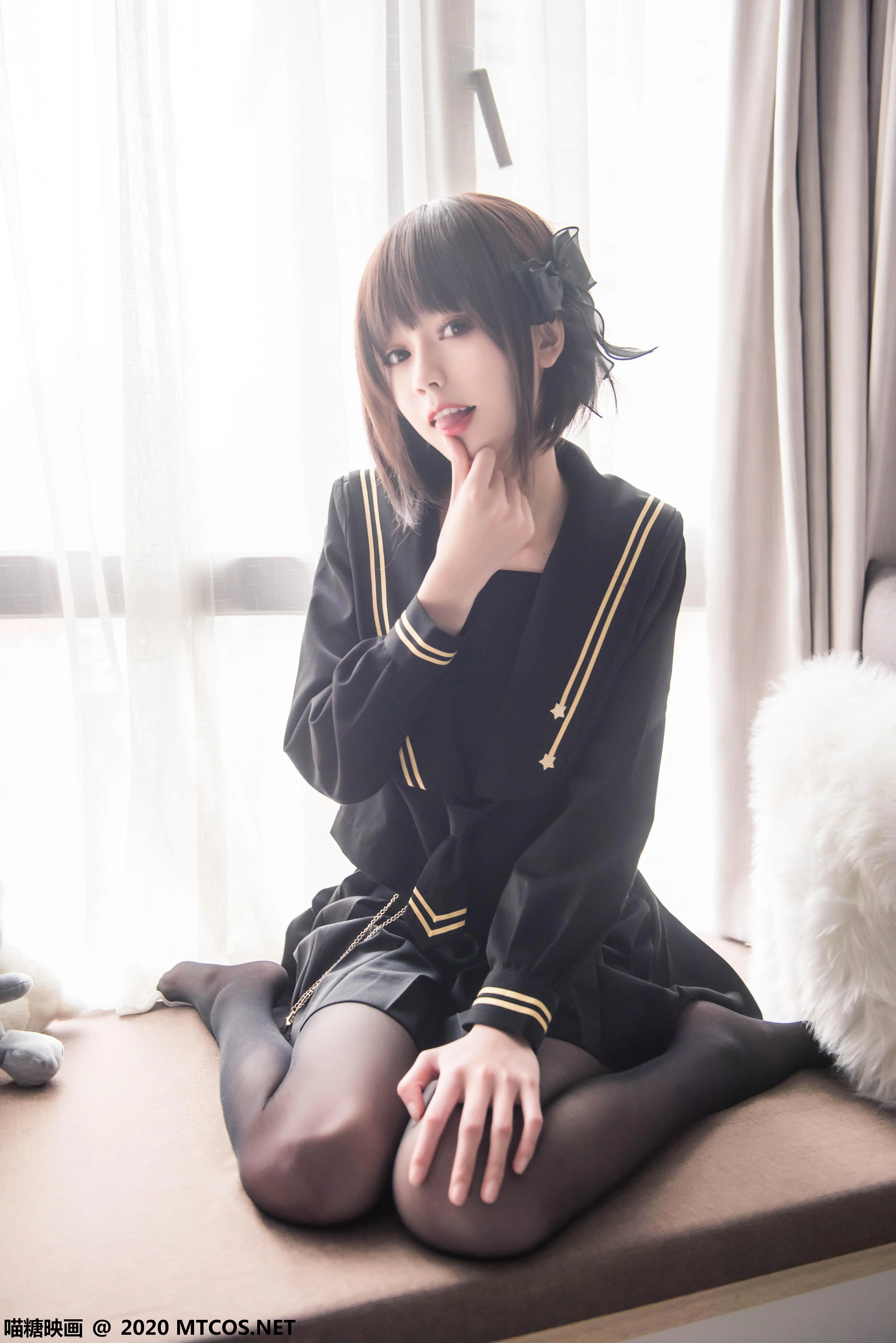 [喵糖映画] VOL.330 窗台少女[20P]插图2