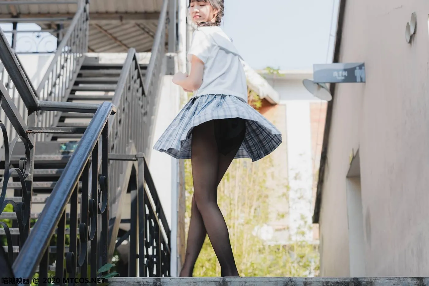 [喵糖映画] JKL.018 户外JK制服[56P]插图2