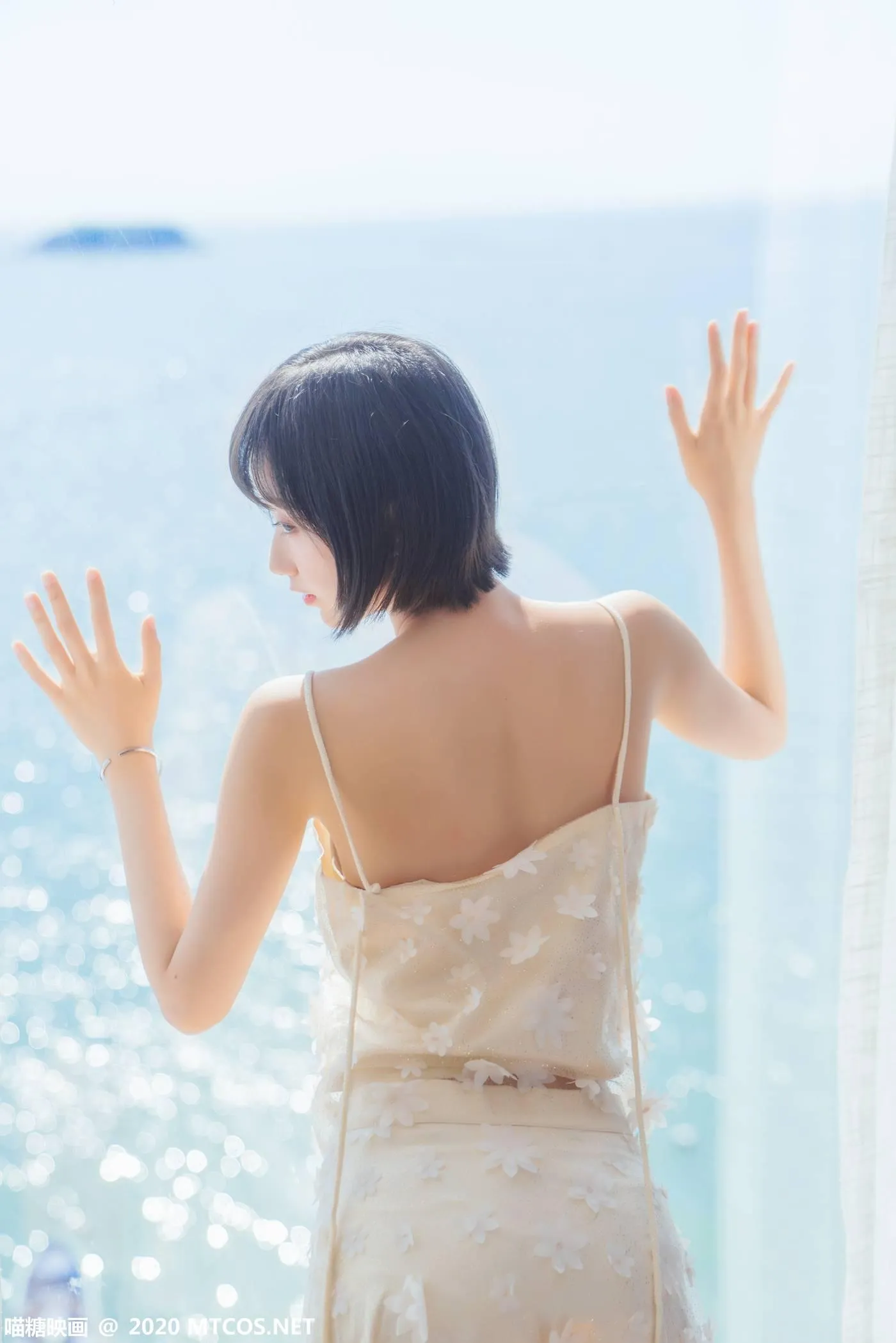 [喵糖映画] VOL.201 暖阳的海[22P]插图1