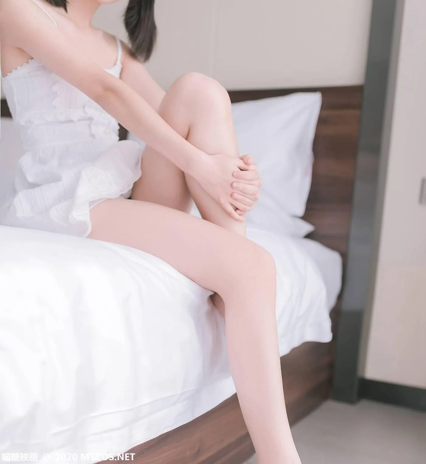 [喵糖映画] VOL.177 白裙少女[47P]插图1