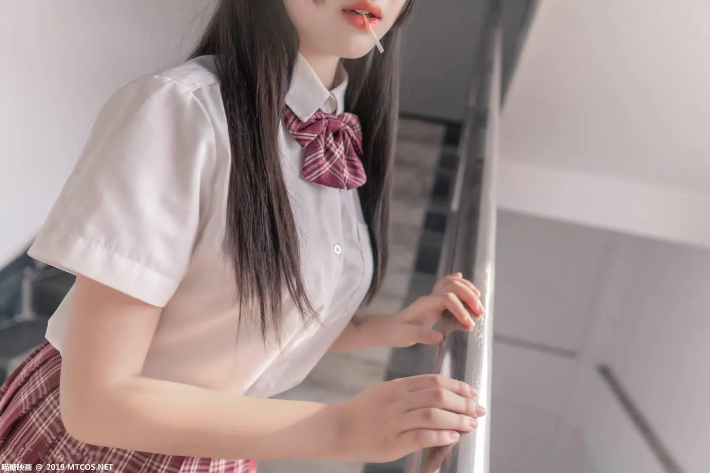 [喵糖映画] VOL.023 制服学妹[44P]插图