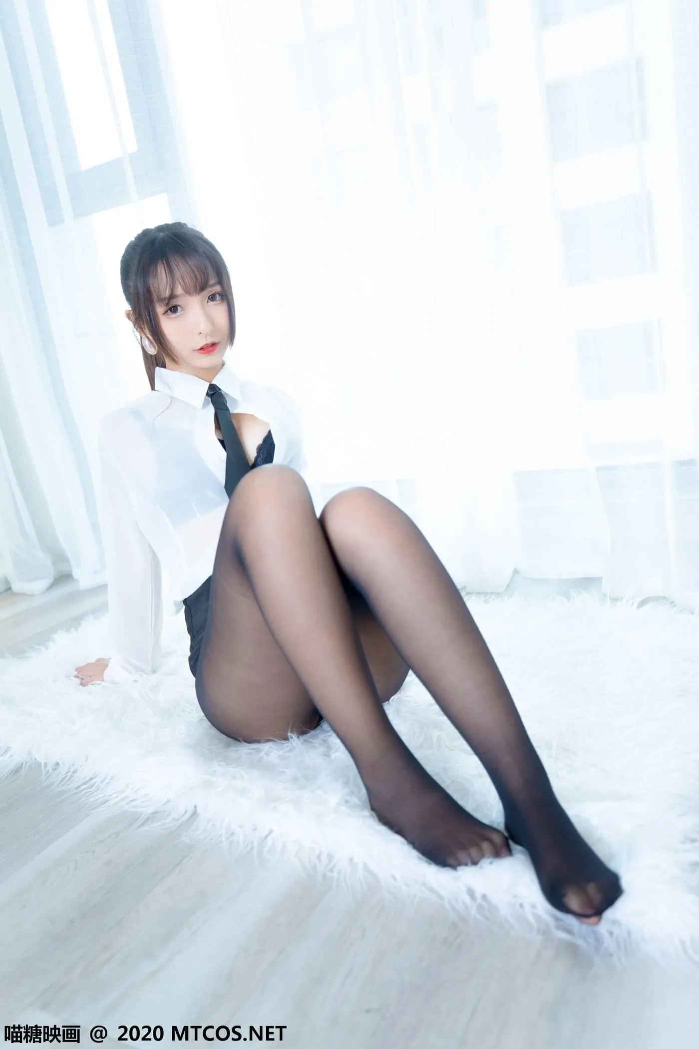 [喵糖映画] VOL.202 OL制服裙[70P]插图4