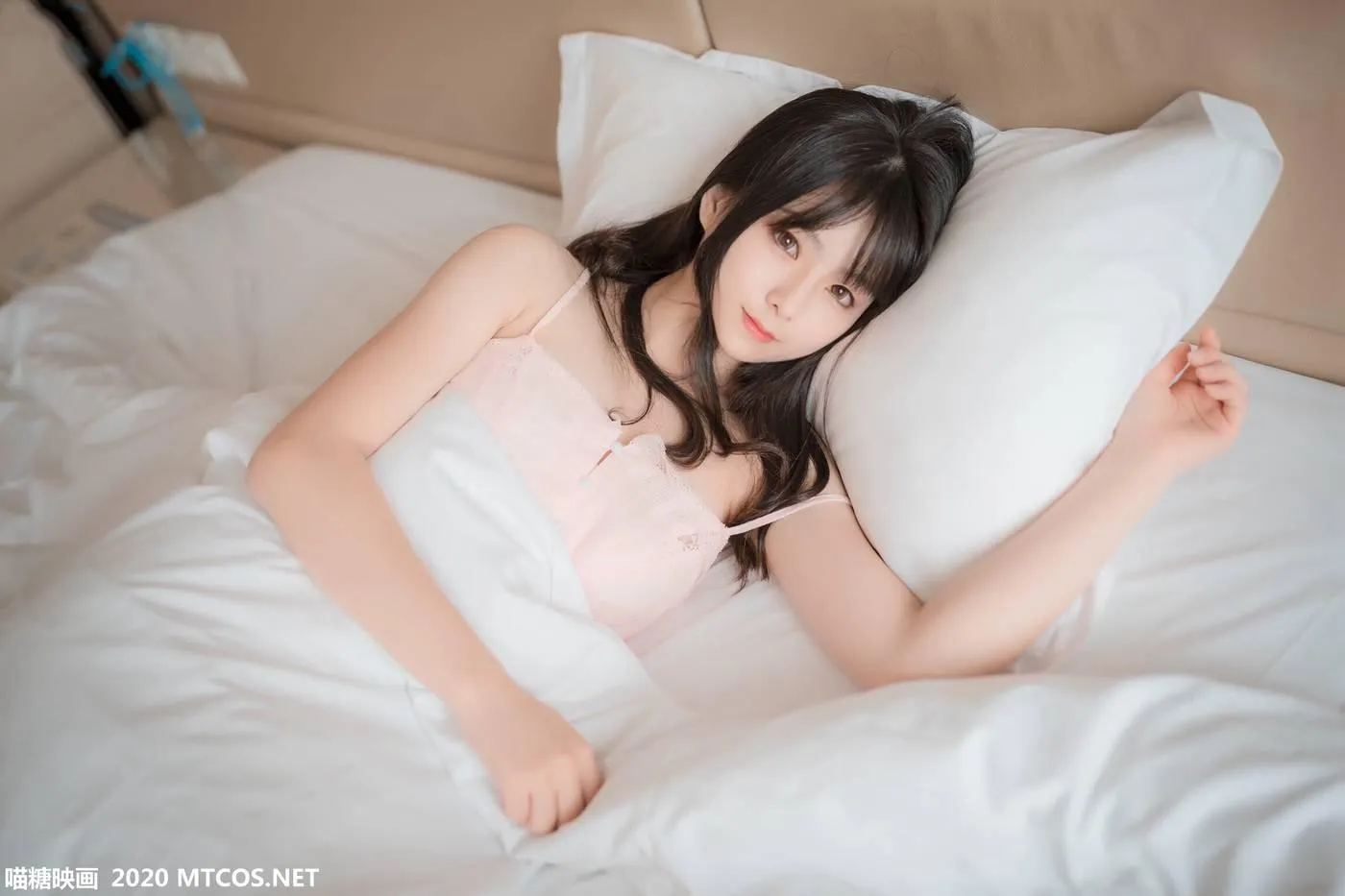 [喵糖映画] VOL.104 粉色吊带睡衣[45P]插图8