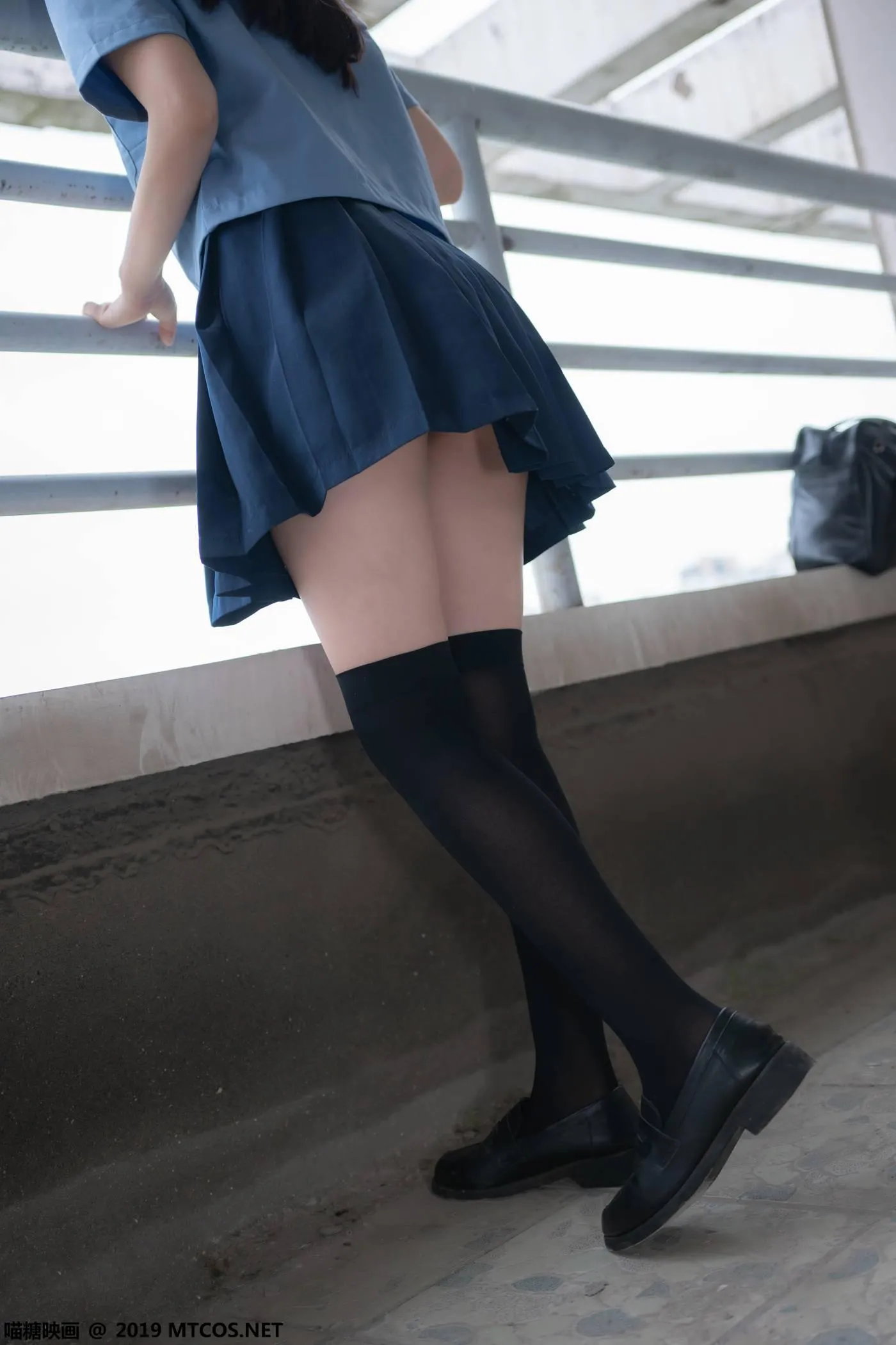 [喵糖映画] VOL.070 半度度度喵 小黄帽女孩[48P]插图3
