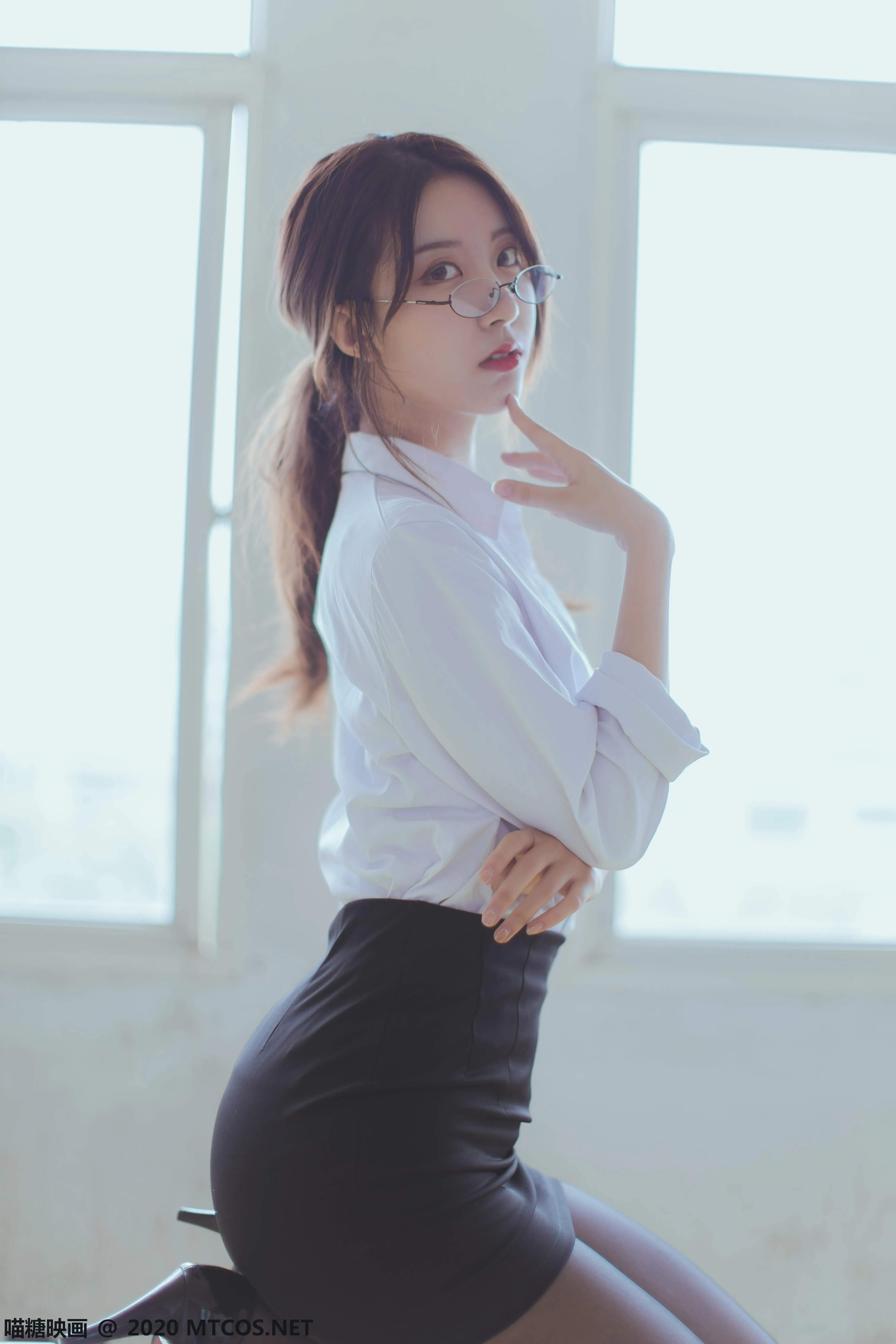 [喵糖映画] VOL.282 OL制服[29P]插图5