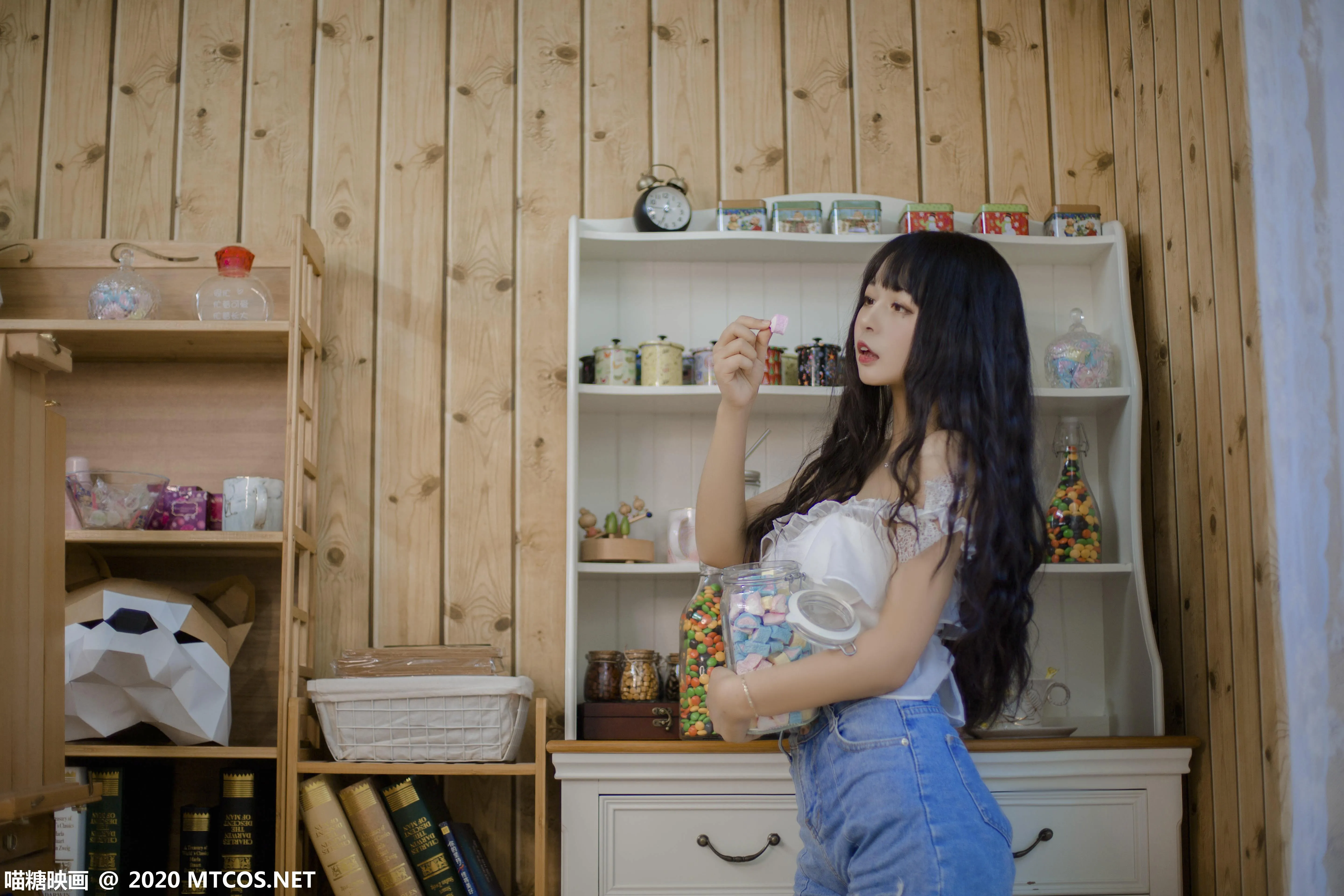 [喵糖映画] VOL.288 客厅少女[20P]插图2