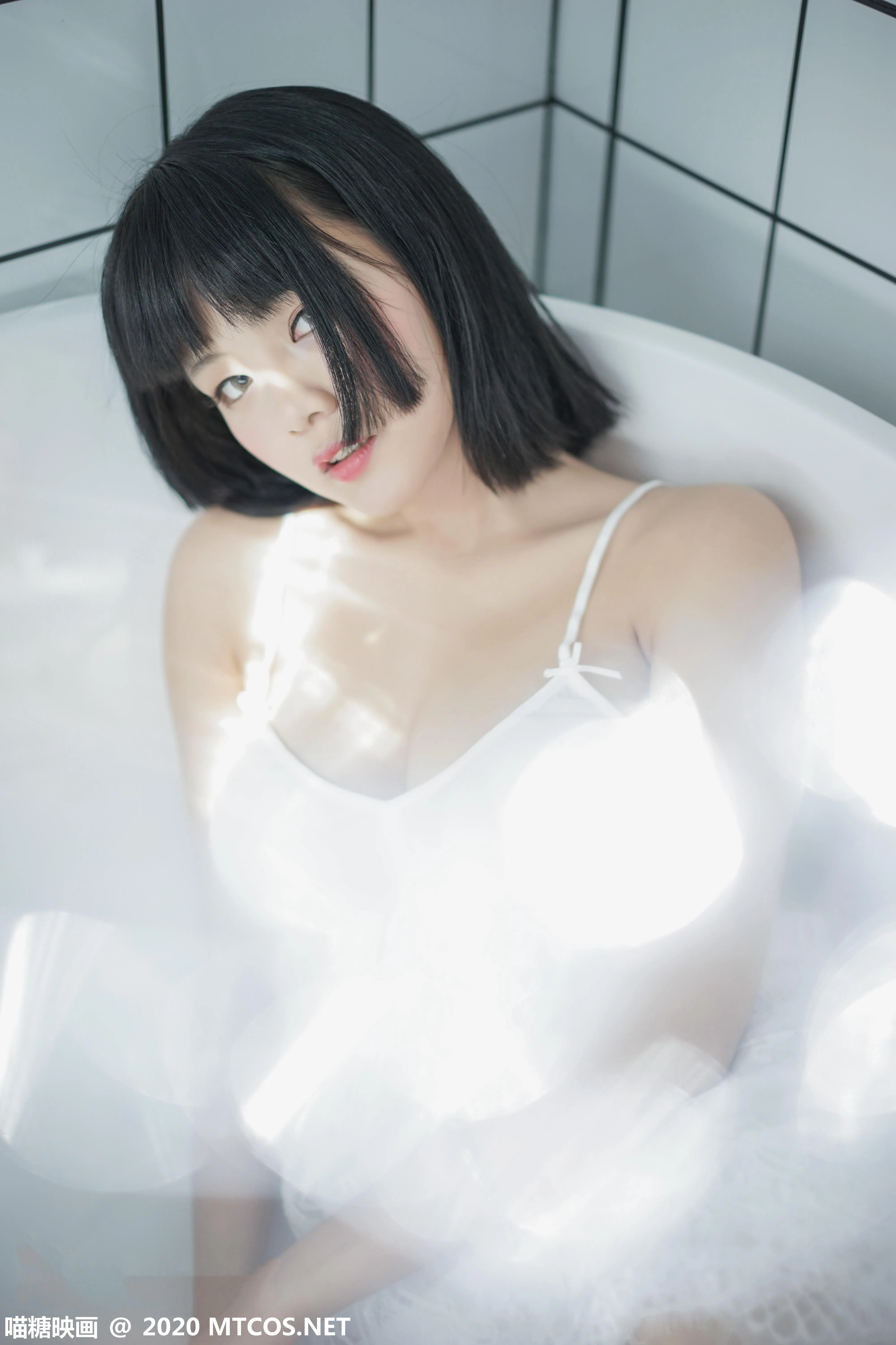 [喵糖映画] VOL.255 浴缸里的兔子[40P]插图4