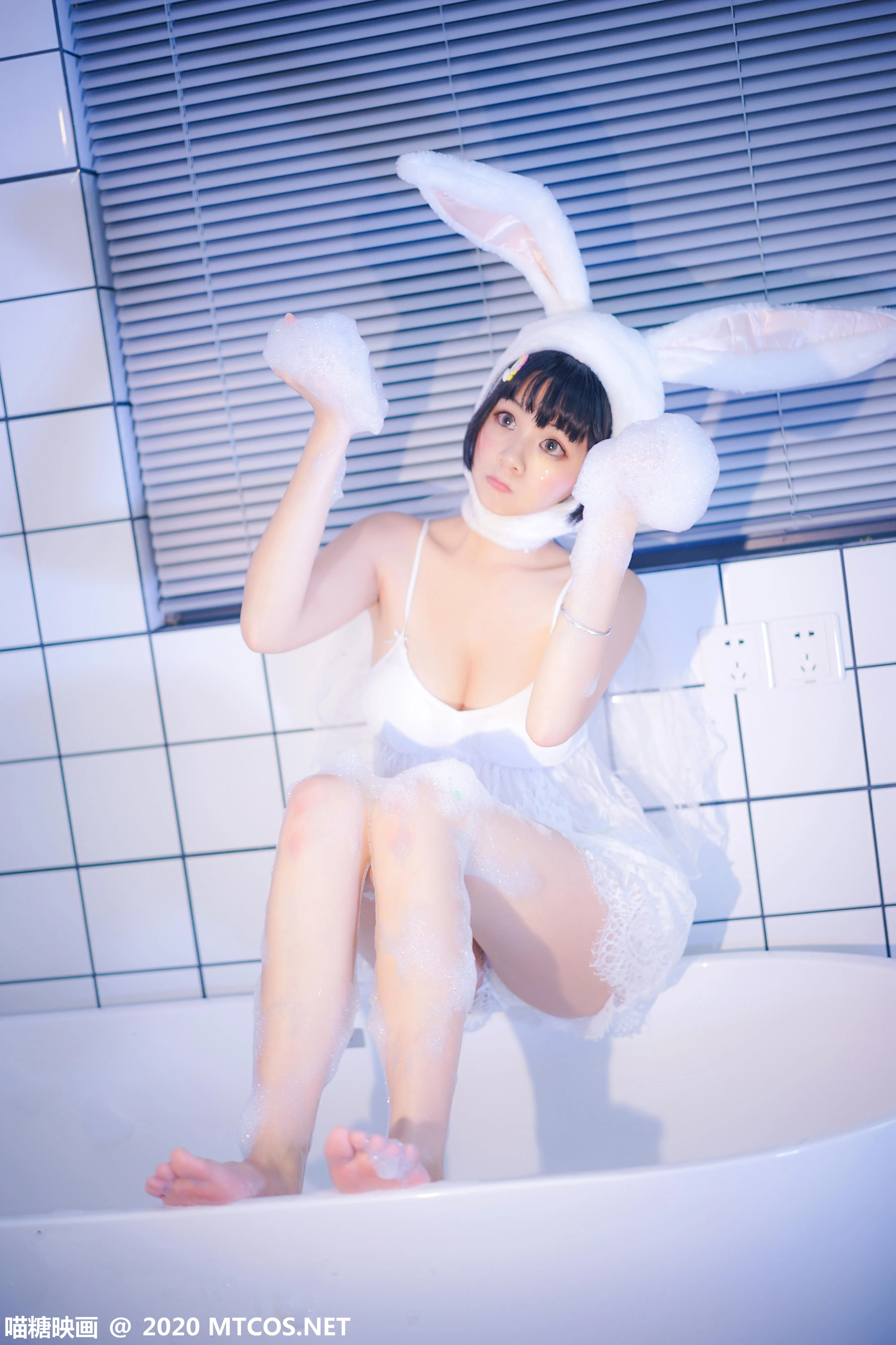 [喵糖映画] VOL.255 浴缸里的兔子[40P]插图4