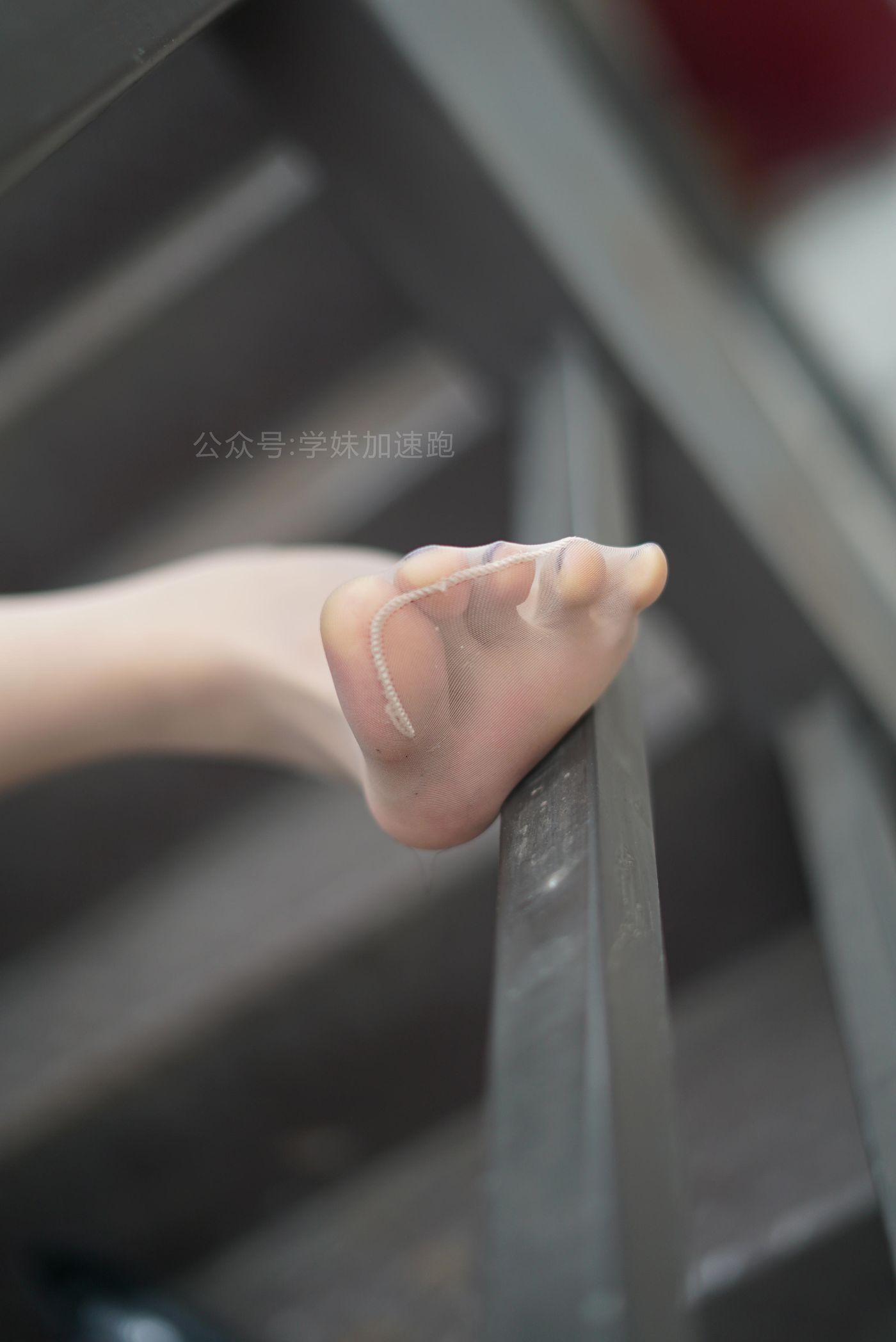 学妹加速跑 XM042《抬起腿来就很美小云》[89P]插图9